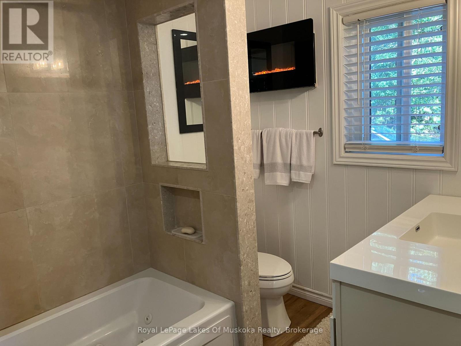 1 - 1052 Cove Road, Muskoka Lakes (Watt), Ontario  P0B 1M0 - Photo 20 - X13675106