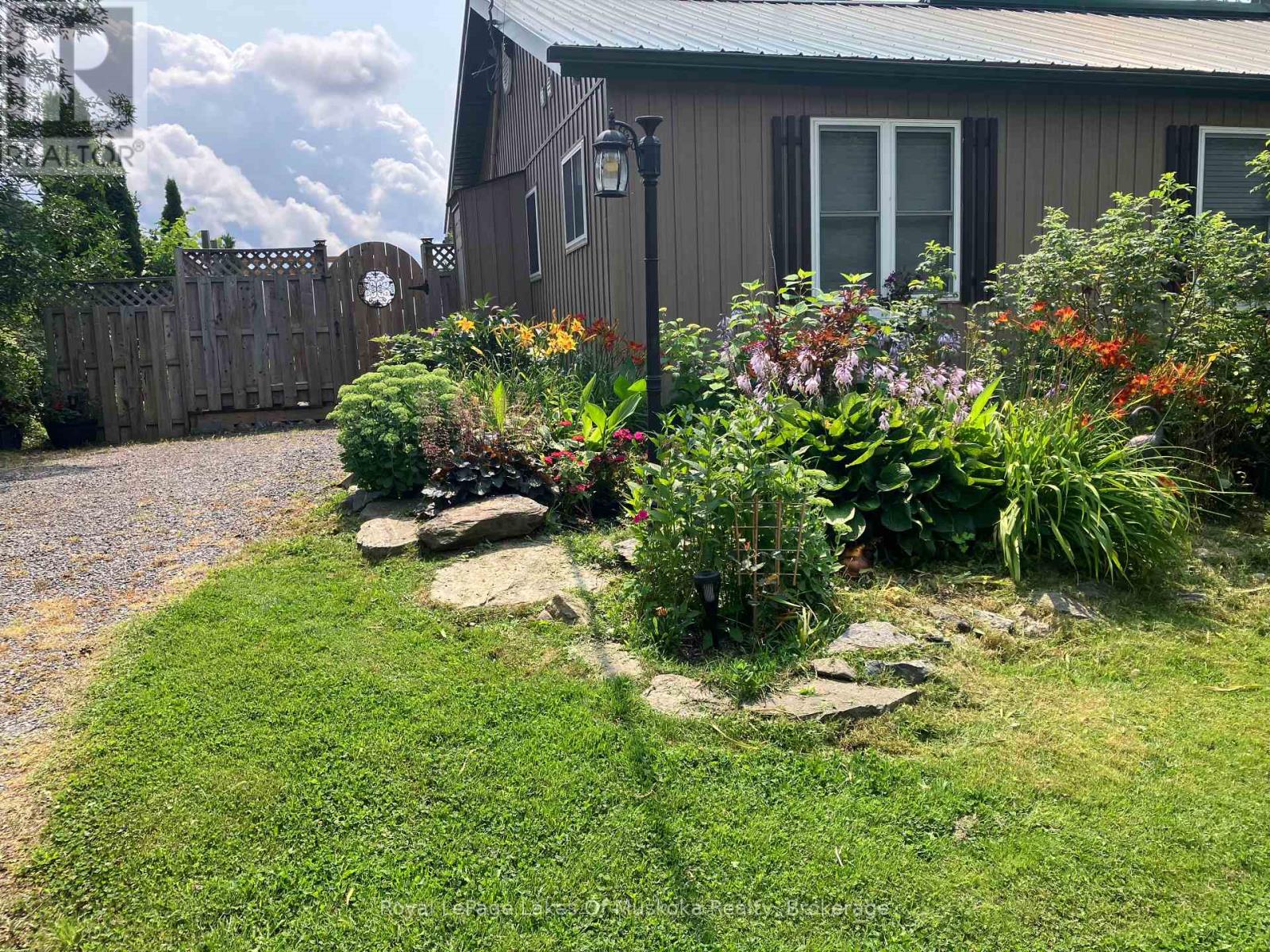 1 - 1052 Cove Road, Muskoka Lakes (Watt), Ontario  P0B 1M0 - Photo 23 - X13675106