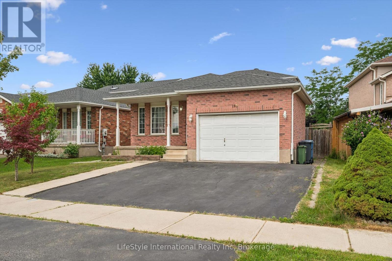 193 Deerpath Drive, Guelph (Willow West/sugarbush/west Acres), Ontario  N1K 1W6 - Photo 2 - X13675118