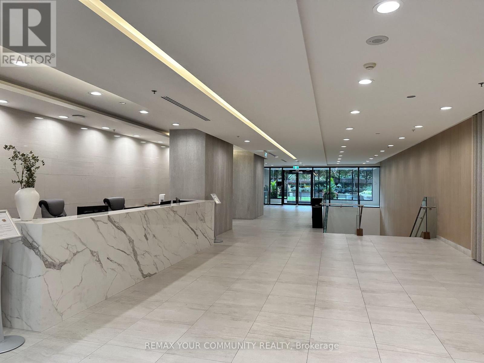 3712 - 28 Ted Rogers Way, Toronto, Ontario  M4Y 2J4 - Photo 10 - C13675160