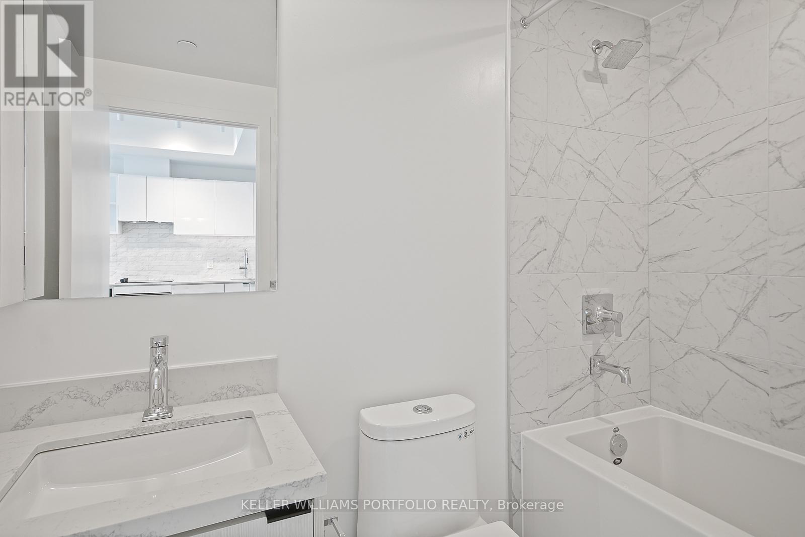 Ph16 - 252 Church Street, Toronto, Ontario  M5B 0E6 - Photo 13 - C13675172