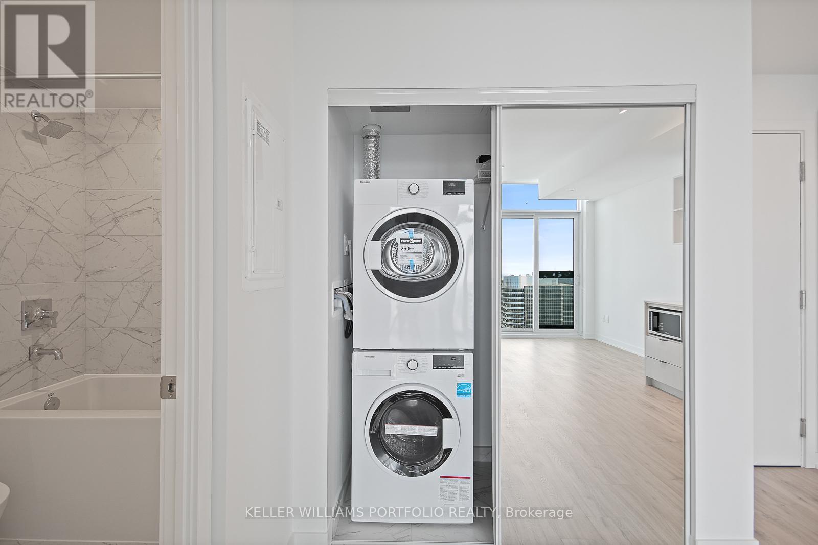 Ph16 - 252 Church Street, Toronto, Ontario  M5B 0E6 - Photo 18 - C13675172