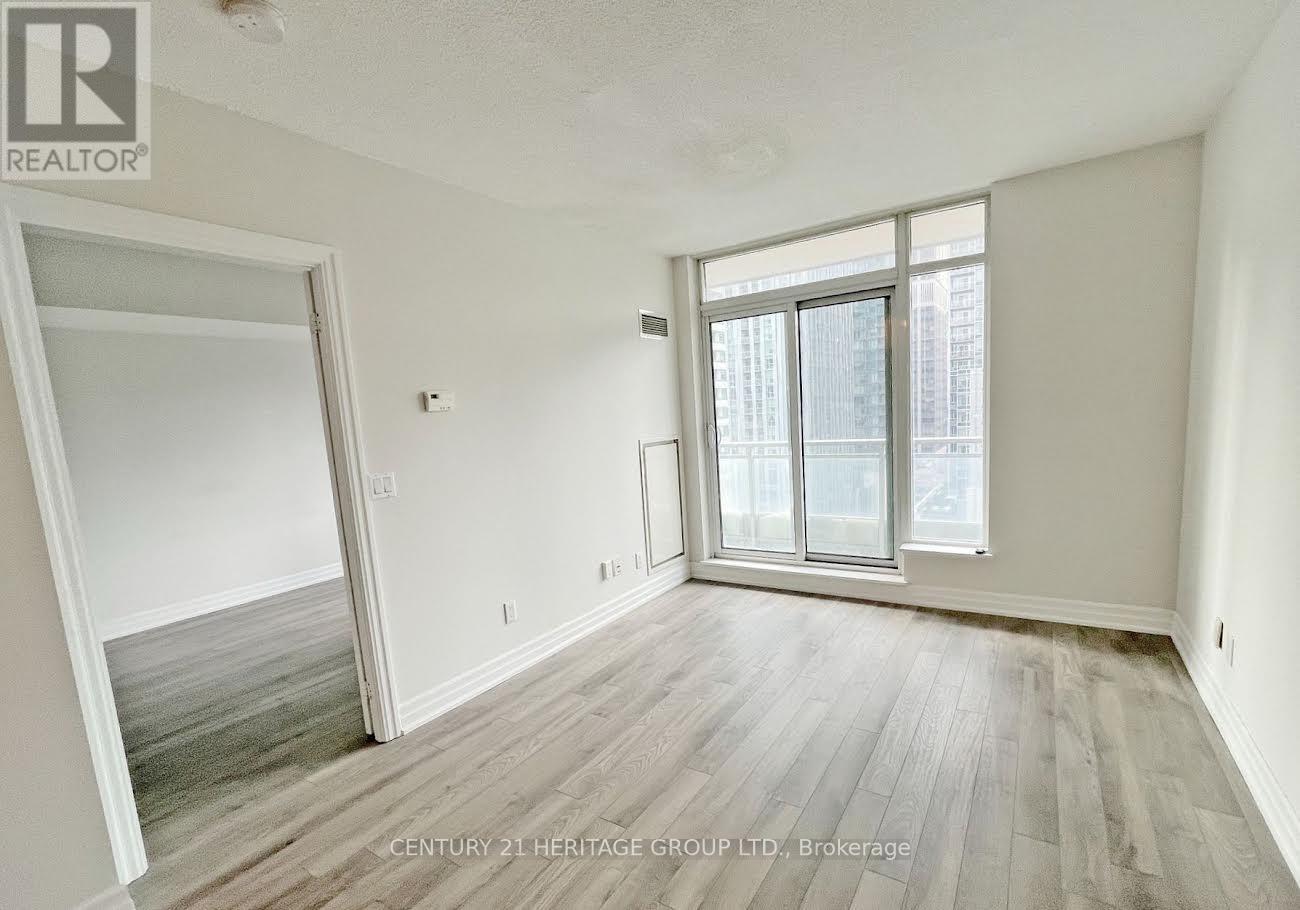 1305 - 8 Scollard Street, Toronto, Ontario  M5R 1E9 - Photo 7 - C13675176