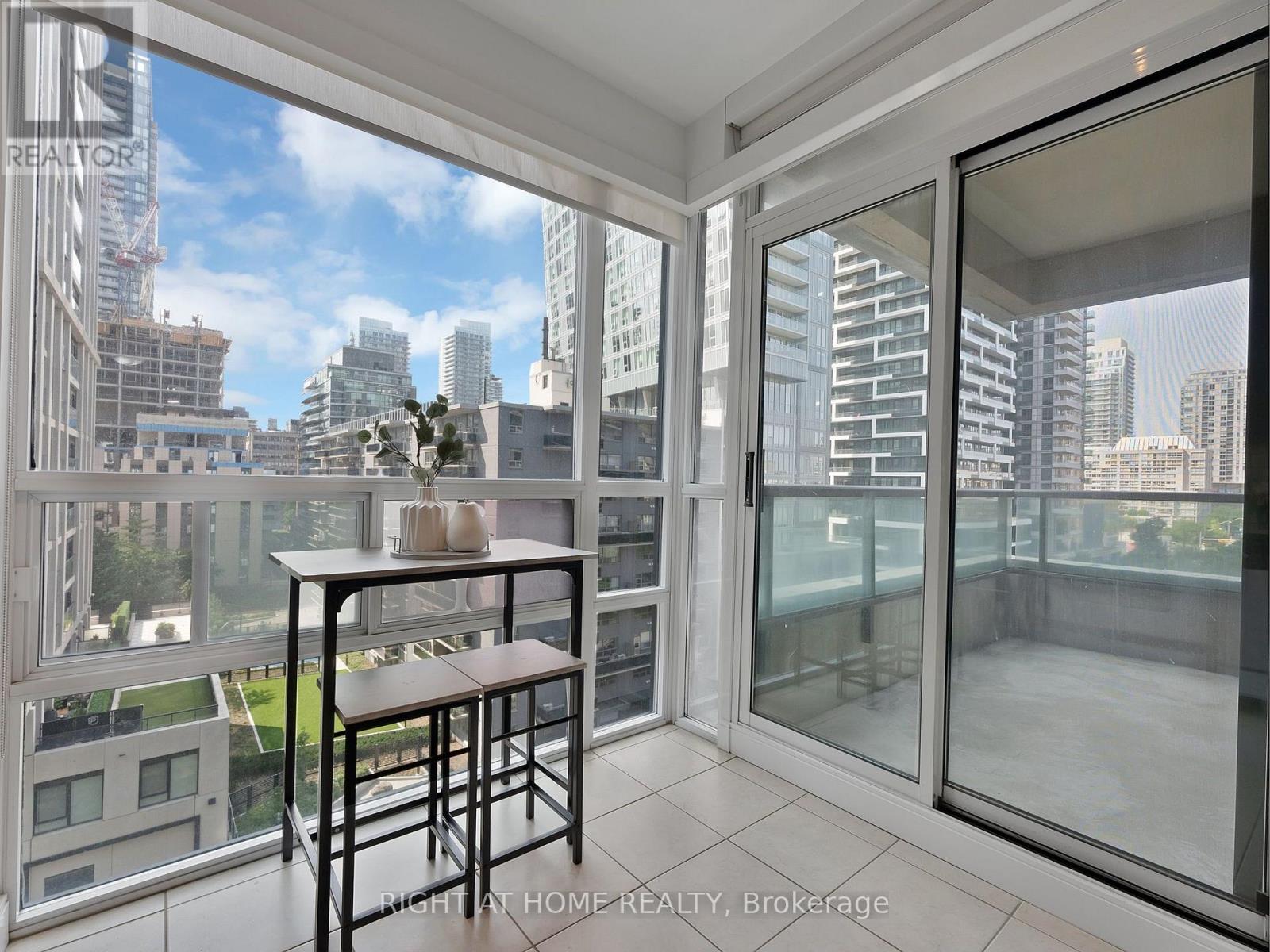 812 - 88 Broadway Avenue, Toronto, Ontario  M4P 0A5 - Photo 19 - C13675180