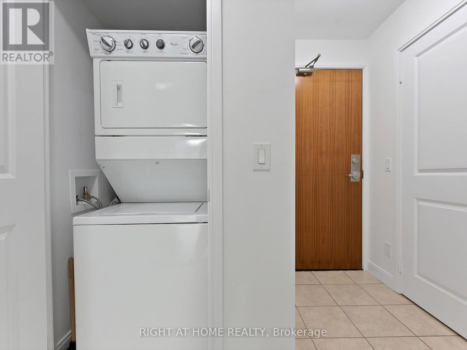 812 - 88 Broadway Avenue, Toronto, Ontario  M4P 0A5 - Photo 4 - C13675180