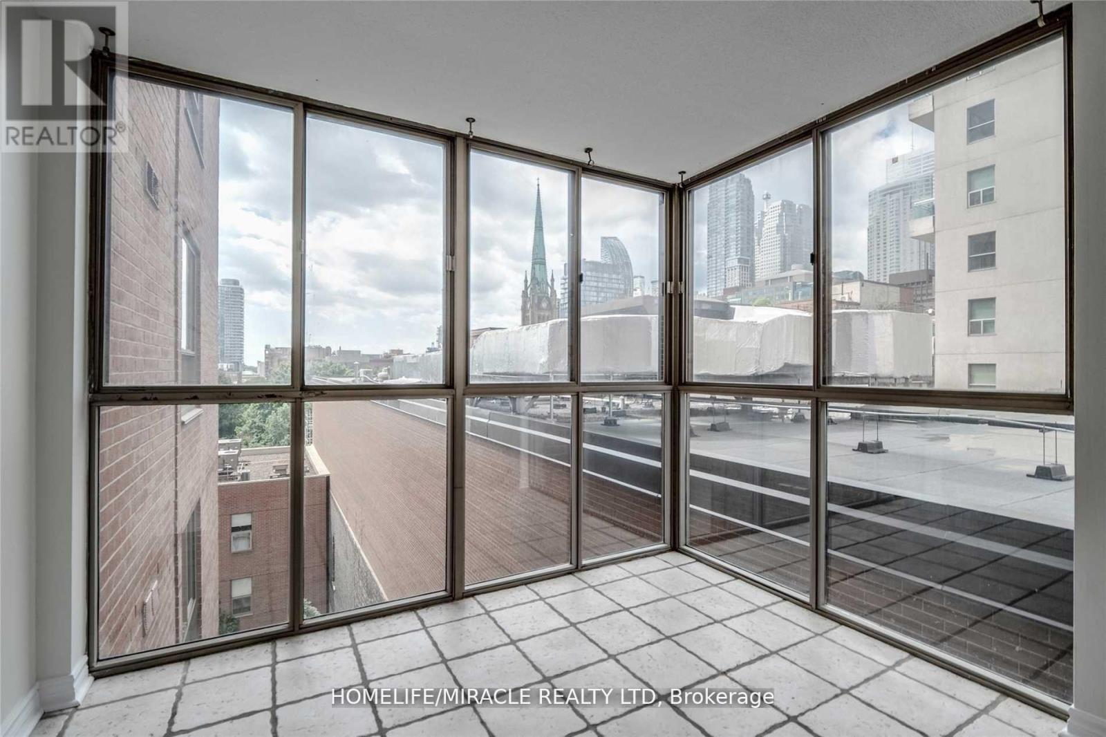 605 - 95 Lombard Street, Toronto, Ontario  M5C 2V3 - Photo 10 - C13675302