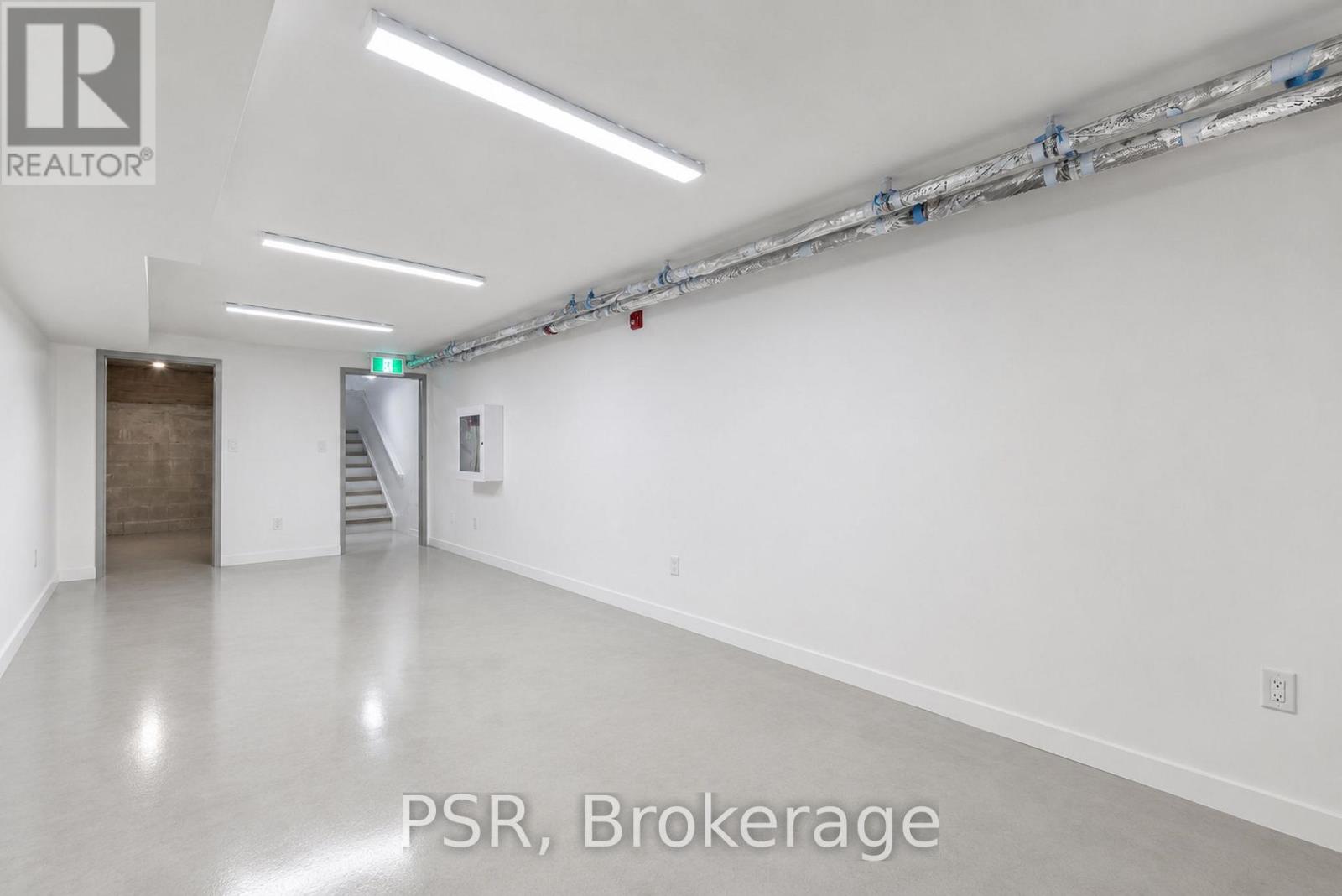 Lower - 1171 Dundas Street, Toronto, Ontario  M6J 1X3 - Photo 2 - C13675306