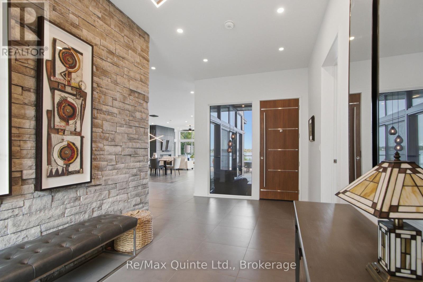 8 Bayview Point Road, Prince Edward County, Ontario  K8N 4Z1 - Photo 10 - X13675102