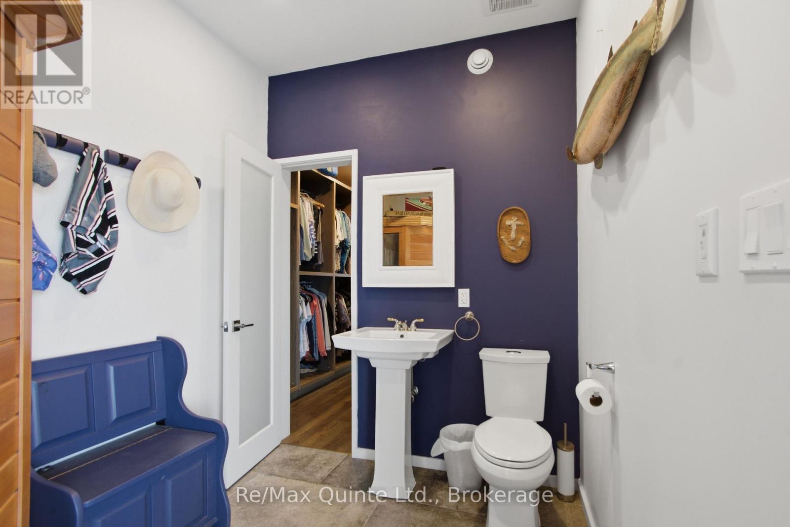 8 Bayview Point Road, Prince Edward County, Ontario  K8N 4Z1 - Photo 28 - X13675102