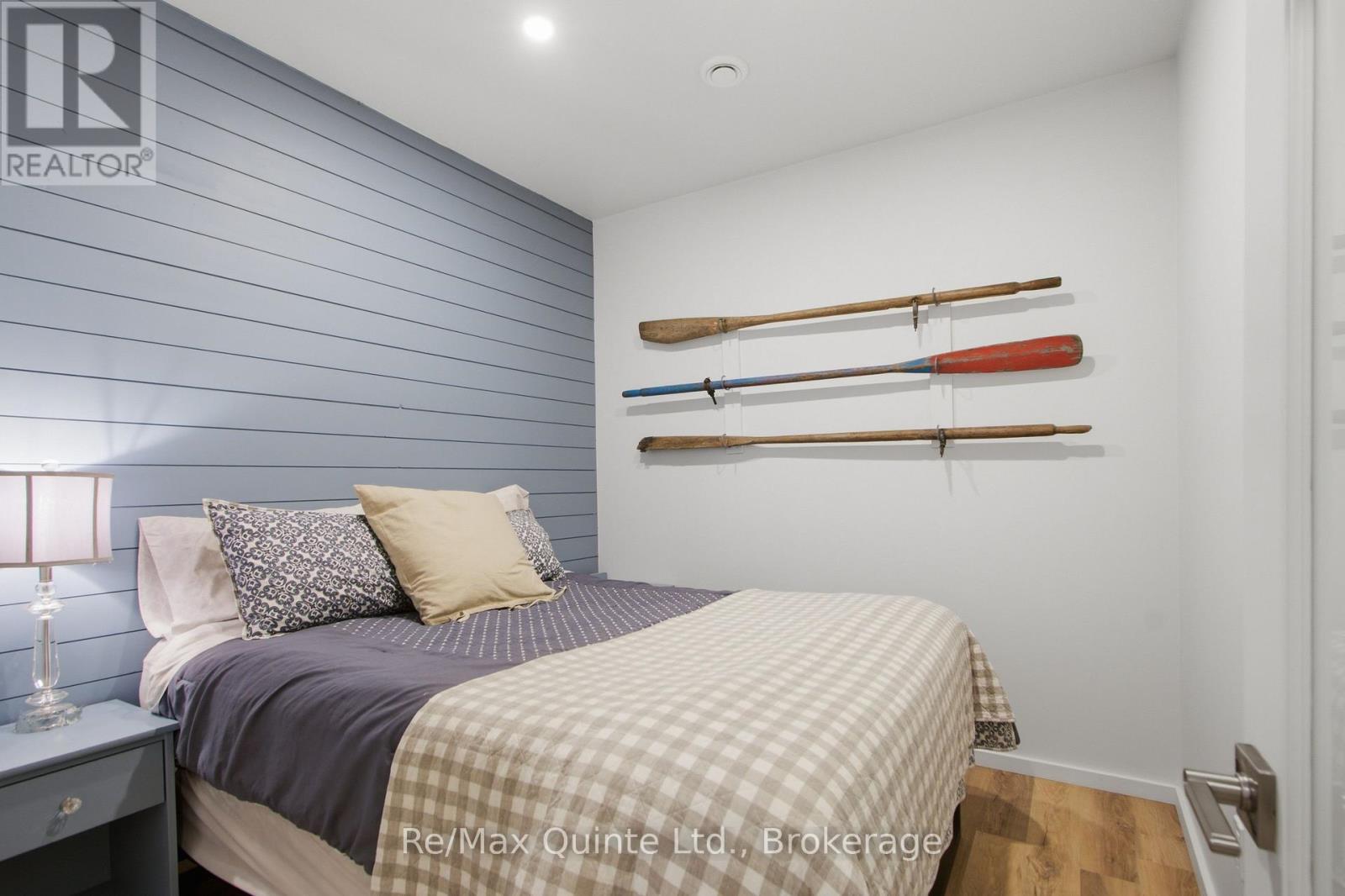 8 Bayview Point Road, Prince Edward County, Ontario  K8N 4Z1 - Photo 38 - X13675102