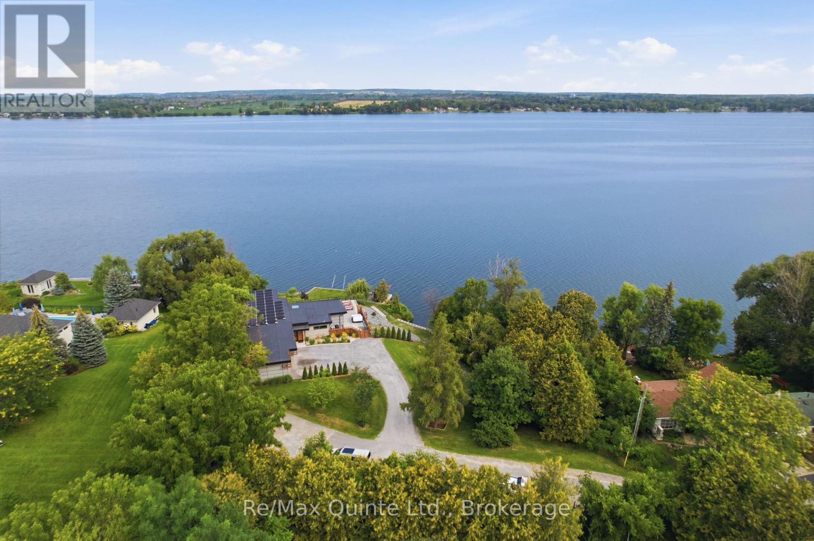 8 Bayview Point Road, Prince Edward County, Ontario  K8N 4Z1 - Photo 8 - X13675102