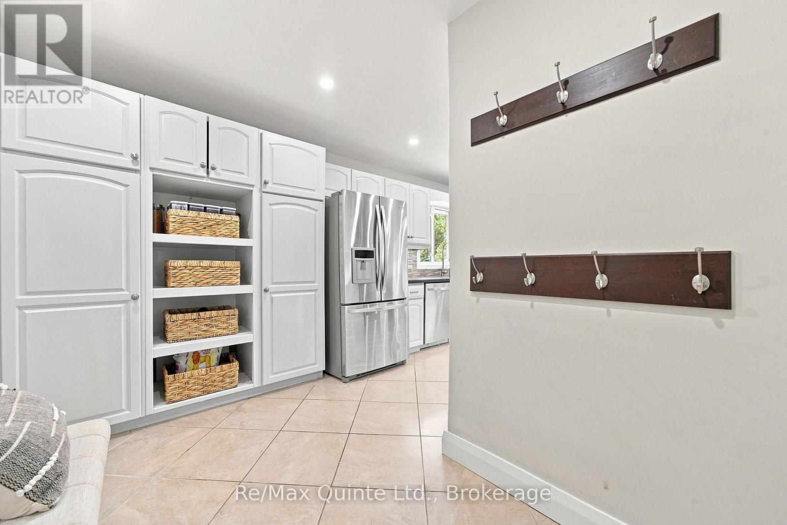 16 Bay Breeze Street, Prince Edward County, Ontario  K8N 0L4 - Photo 18 - X13675278