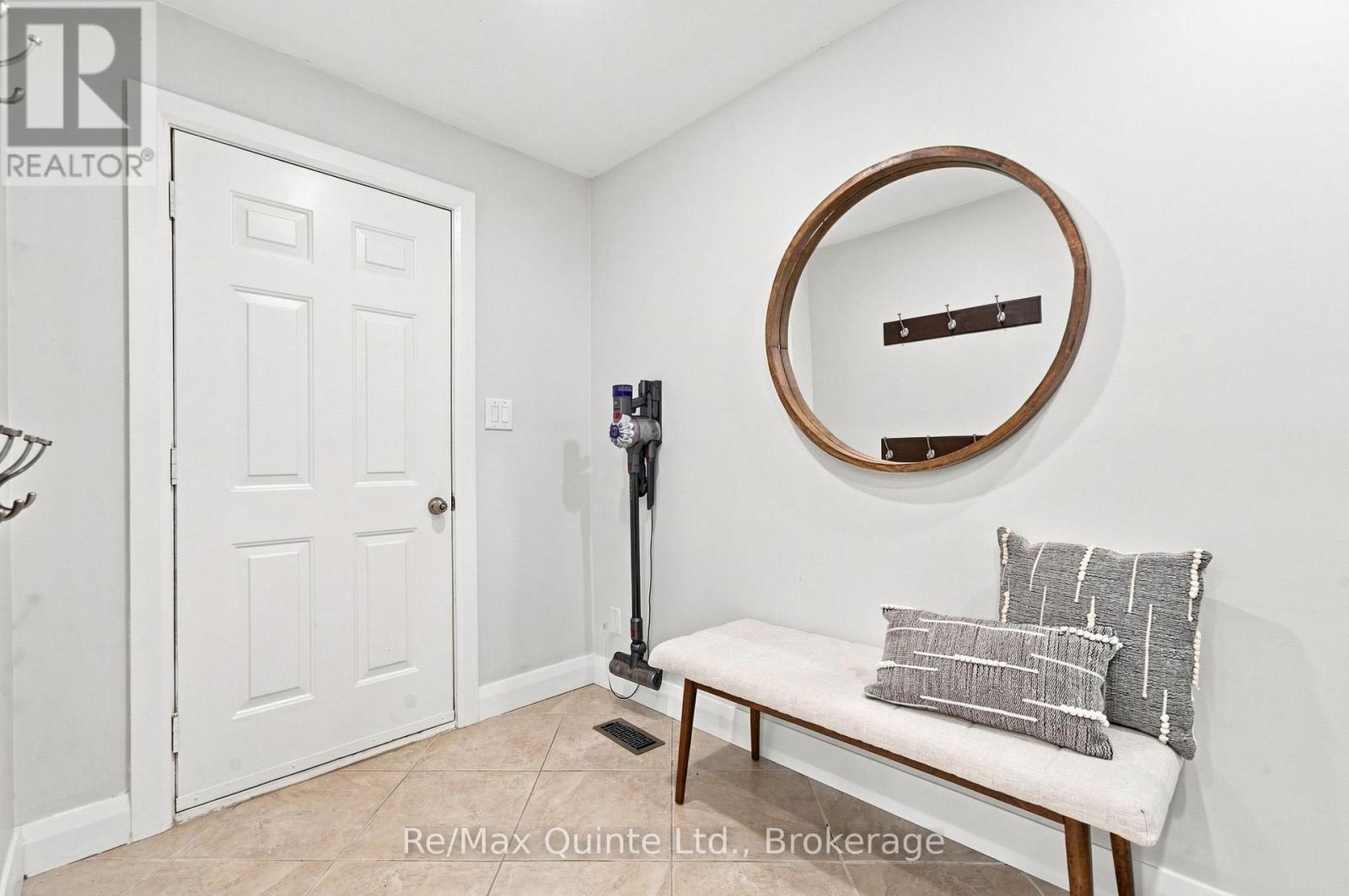 16 Bay Breeze Street, Prince Edward County, Ontario  K8N 0L4 - Photo 19 - X13675278