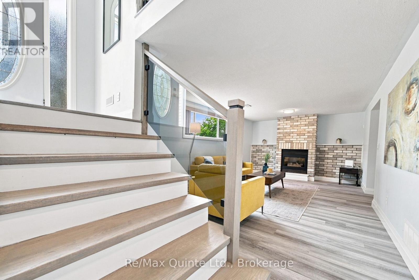 16 Bay Breeze Street, Prince Edward County, Ontario  K8N 0L4 - Photo 30 - X13675278
