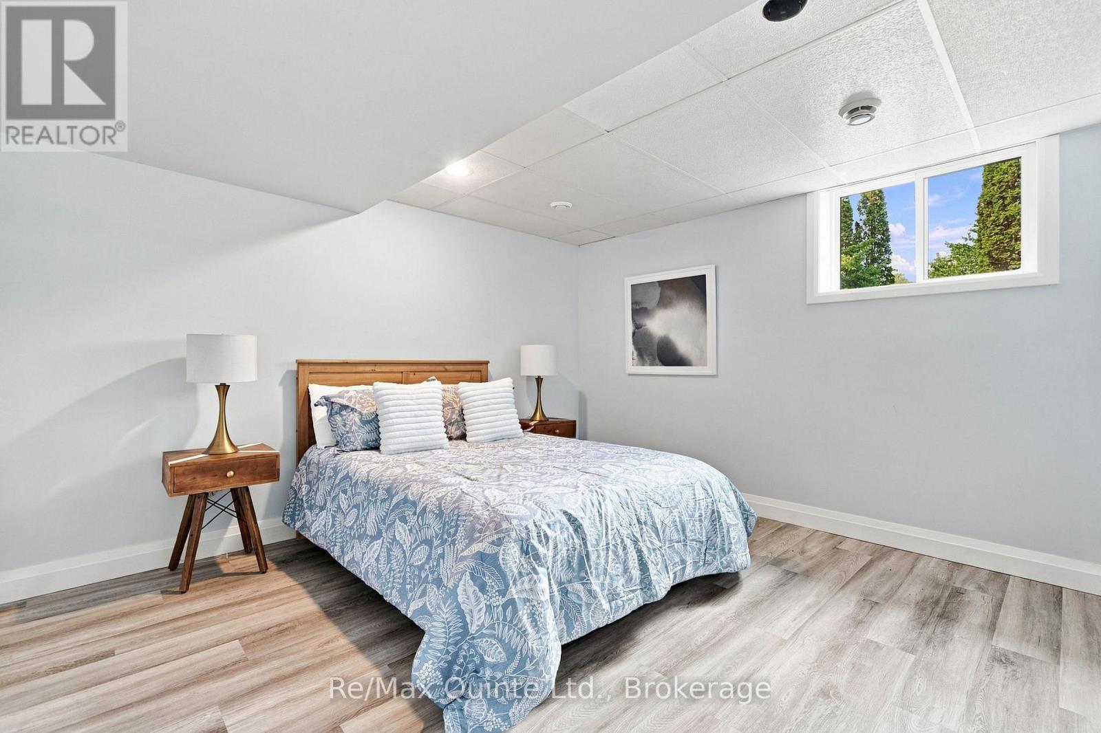 16 Bay Breeze Street, Prince Edward County, Ontario  K8N 0L4 - Photo 40 - X13675278
