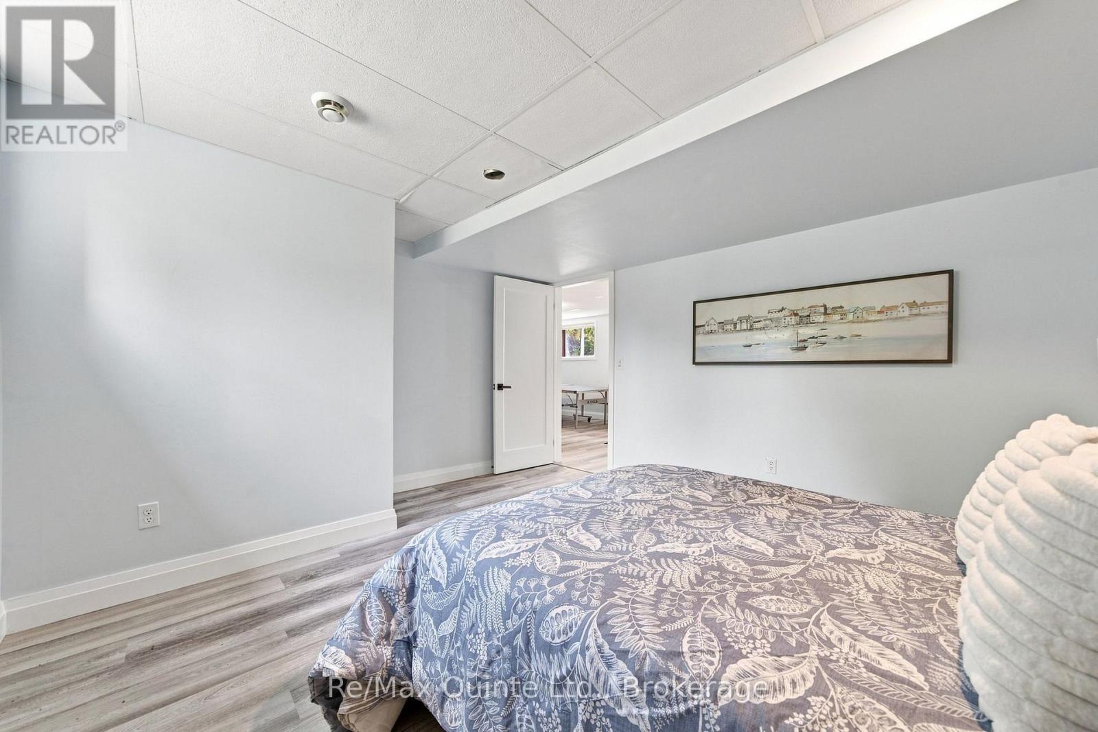 16 Bay Breeze Street, Prince Edward County, Ontario  K8N 0L4 - Photo 41 - X13675278