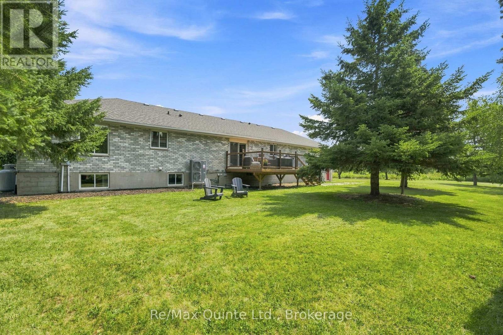 16 Bay Breeze Street, Prince Edward County, Ontario  K8N 0L4 - Photo 46 - X13675278