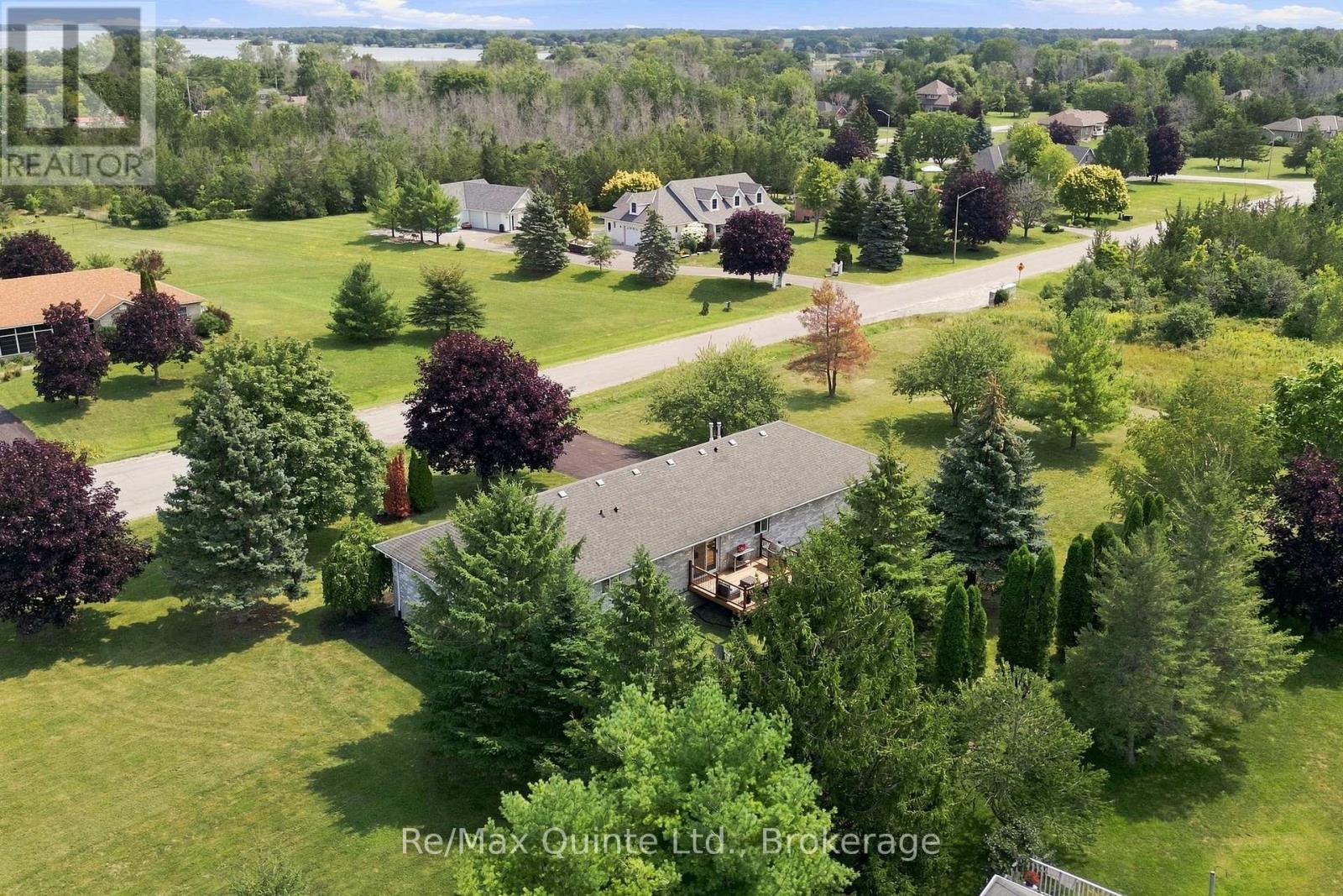 16 Bay Breeze Street, Prince Edward County, Ontario  K8N 0L4 - Photo 47 - X13675278