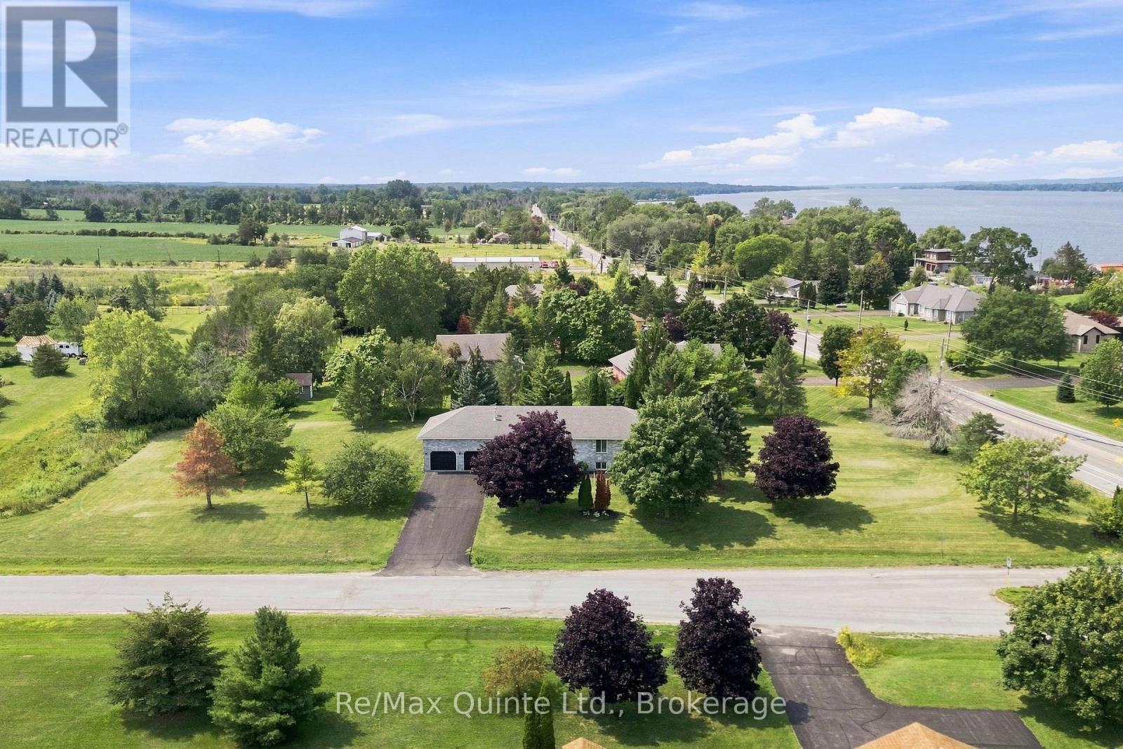 16 Bay Breeze Street, Prince Edward County, Ontario  K8N 0L4 - Photo 48 - X13675278
