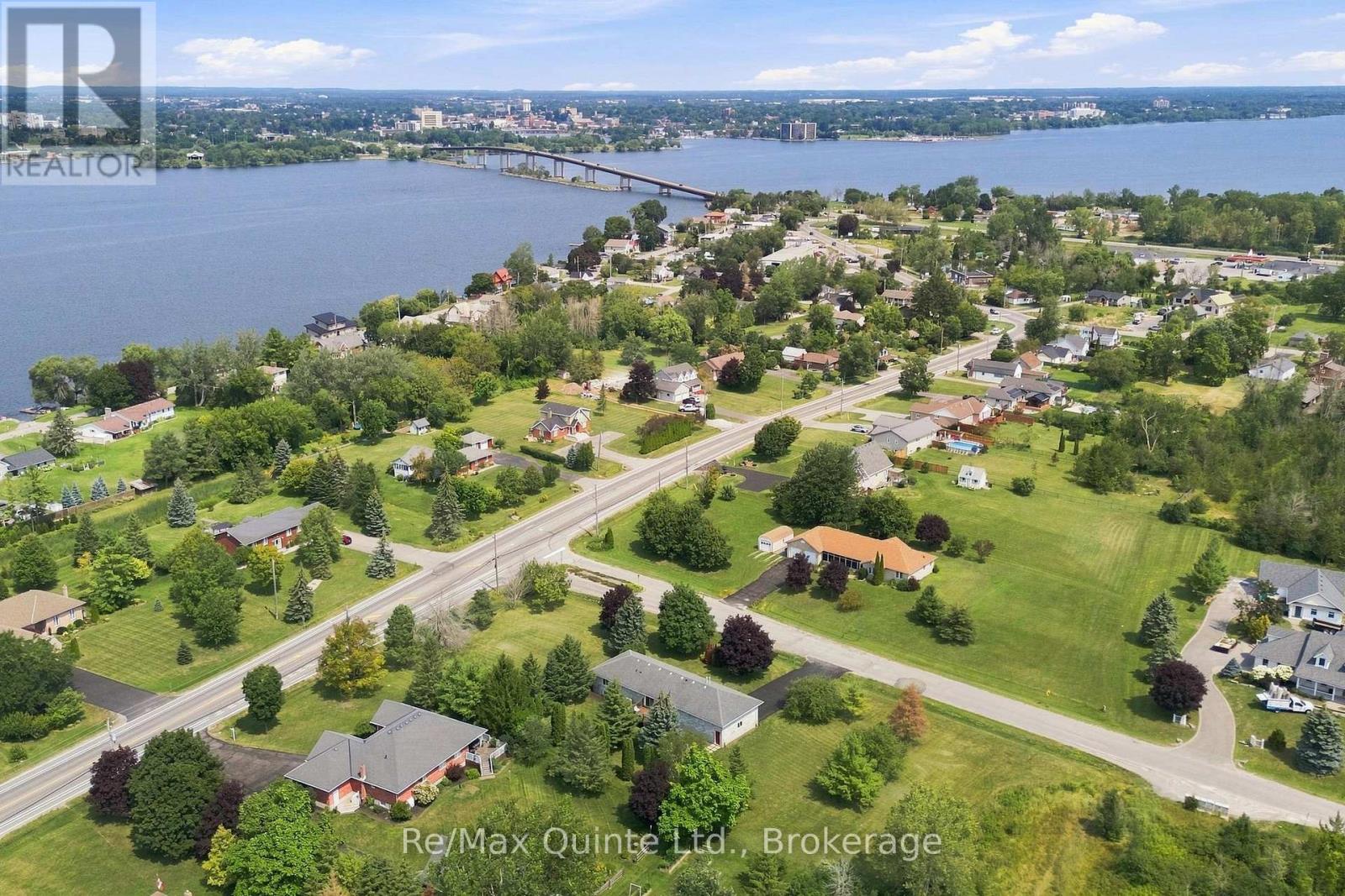 16 Bay Breeze Street, Prince Edward County, Ontario  K8N 0L4 - Photo 49 - X13675278