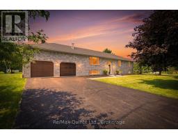 16 BAY BREEZE STREET, Prince Edward County, Ontario