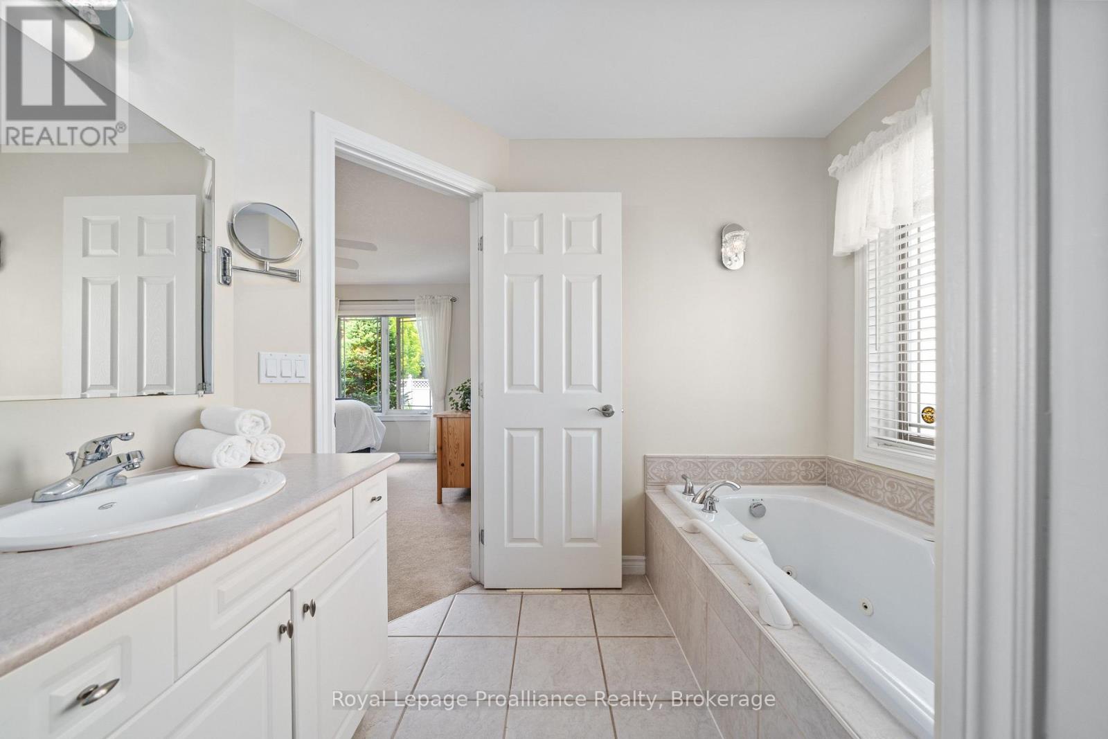 22 Trillium Court, Belleville, Ontario  K8P 5M5 - Photo 19 - X13675312