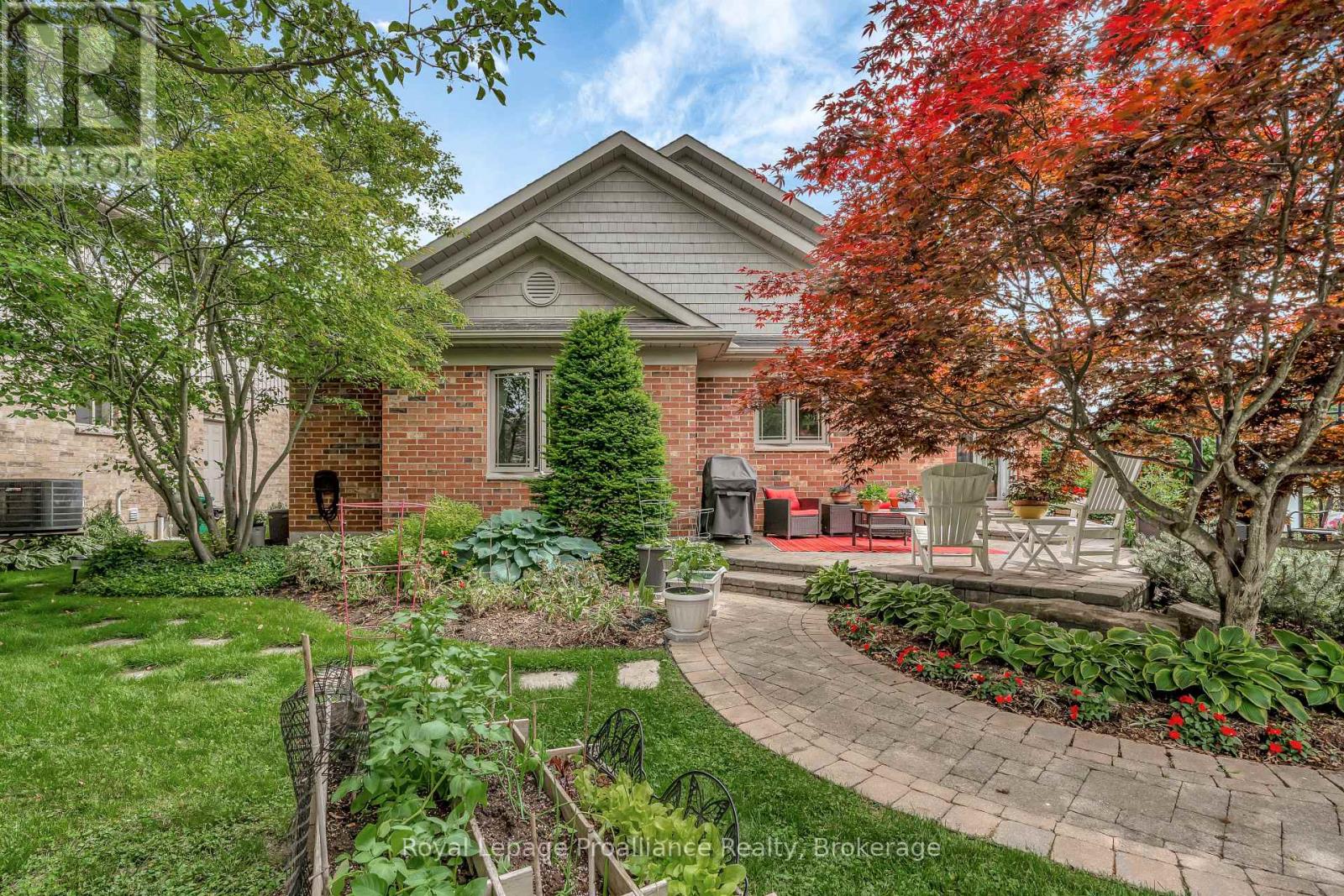 22 Trillium Court, Belleville, Ontario  K8P 5M5 - Photo 42 - X13675312