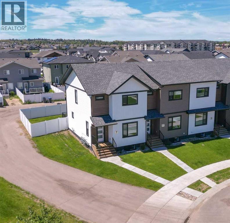 56 Inglis Crescent, Sylvan Lake, Alberta