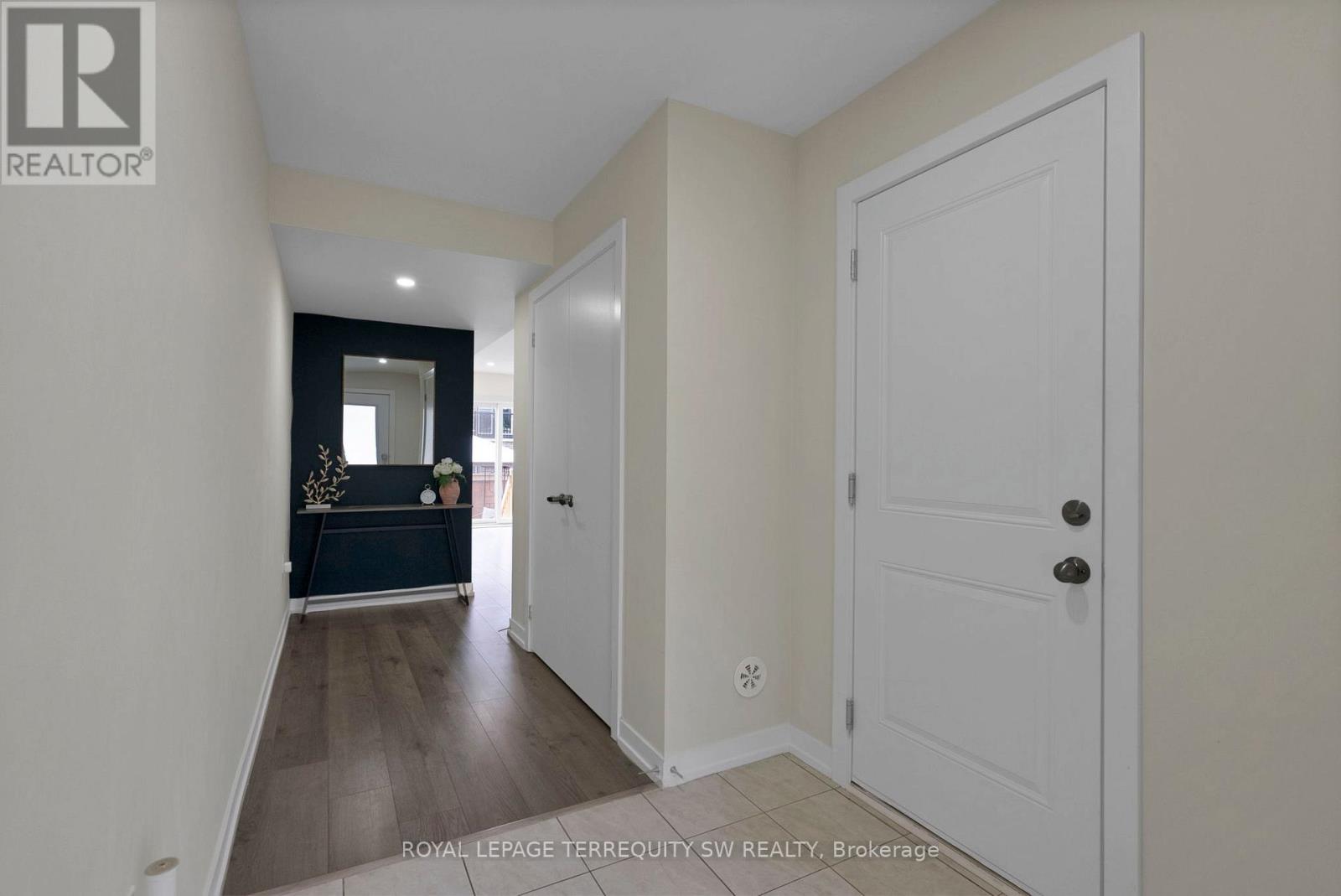 603 - 250 Finch Avenue, Pickering, Ontario  L1V 0G6 - Photo 4 - E13675022