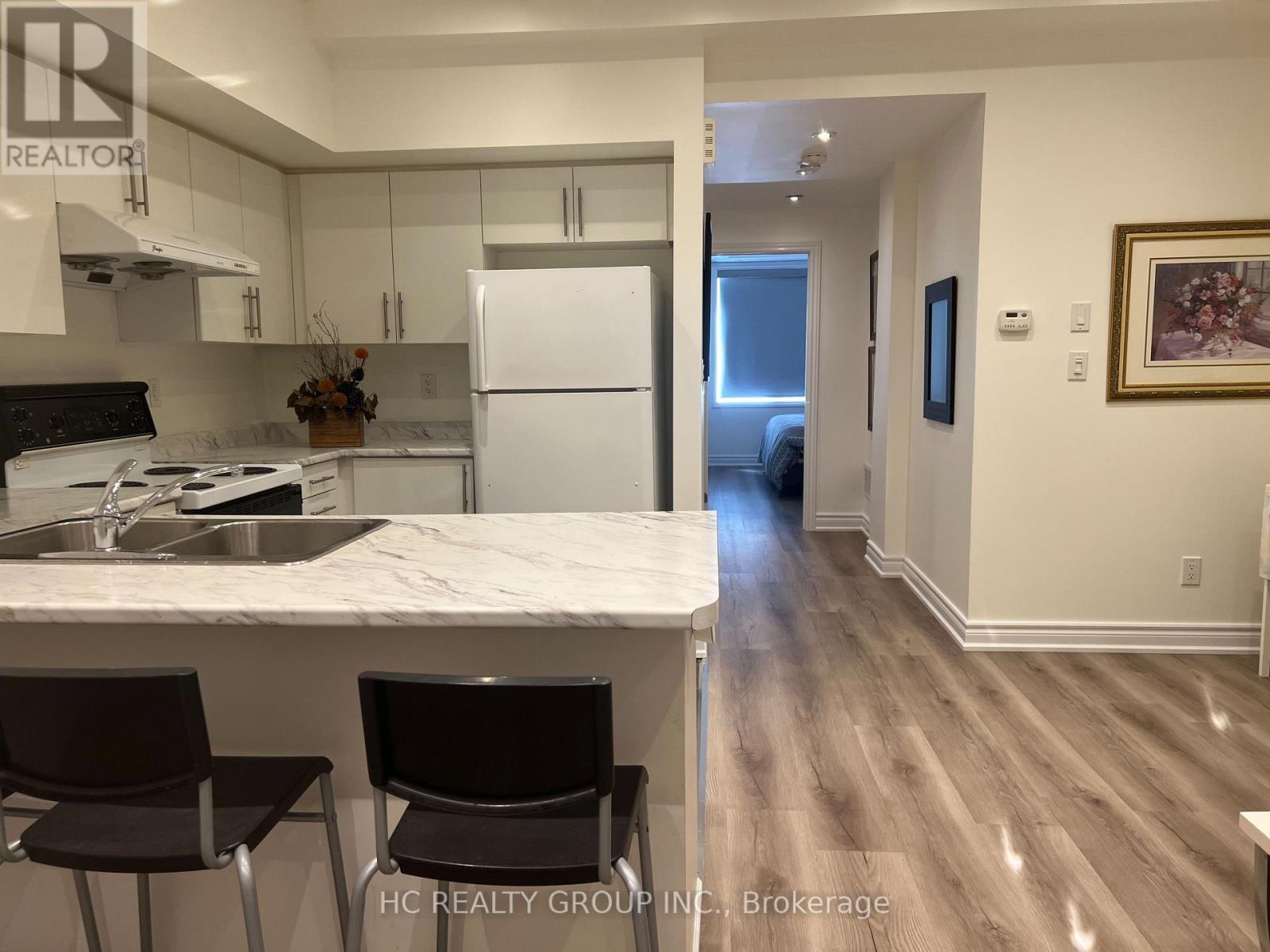 26 - 15 Eaton Park Lane, Toronto, Ontario M1W 0A5 - Photo 1 - E13675108