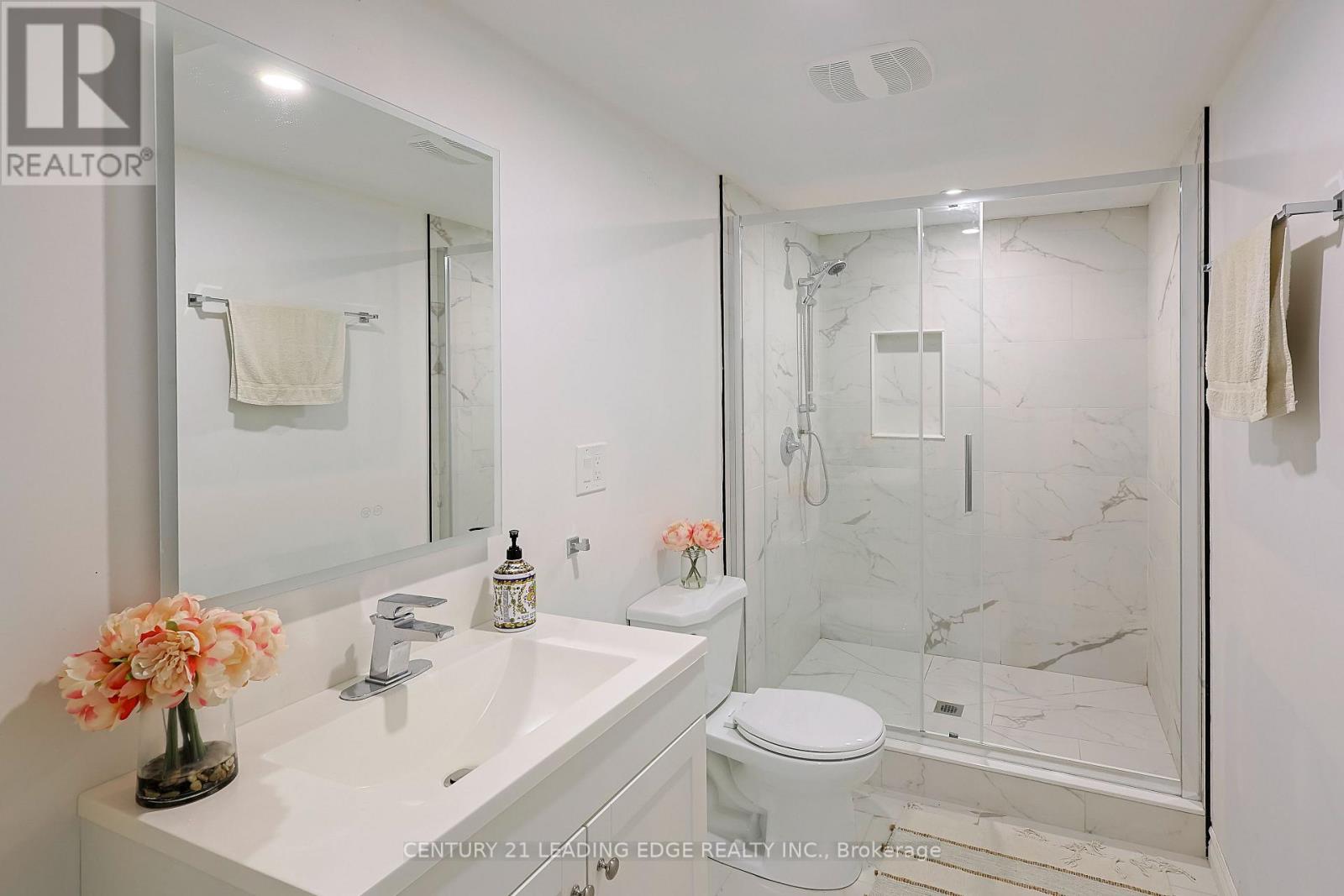 60 Bremner Street, Whitby, Ontario  L1R 0P8 - Photo 16 - E13675200