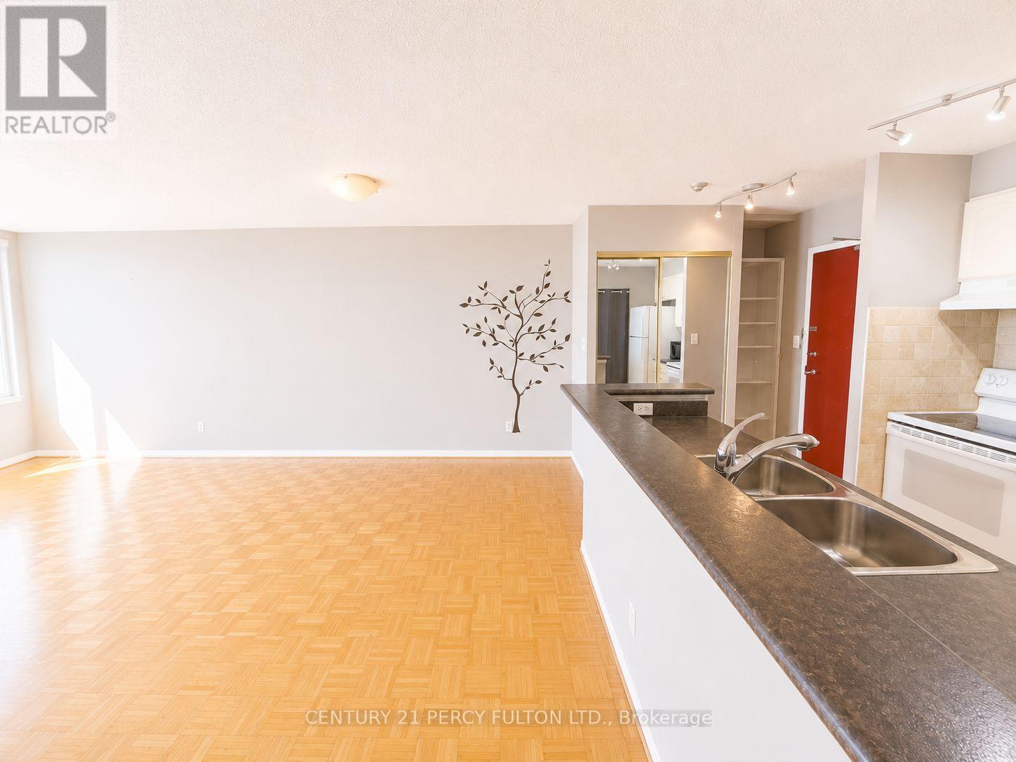1201 - 1625 Pickering Parkway, Pickering, Ontario  L1V 6Z6 - Photo 16 - E13675206