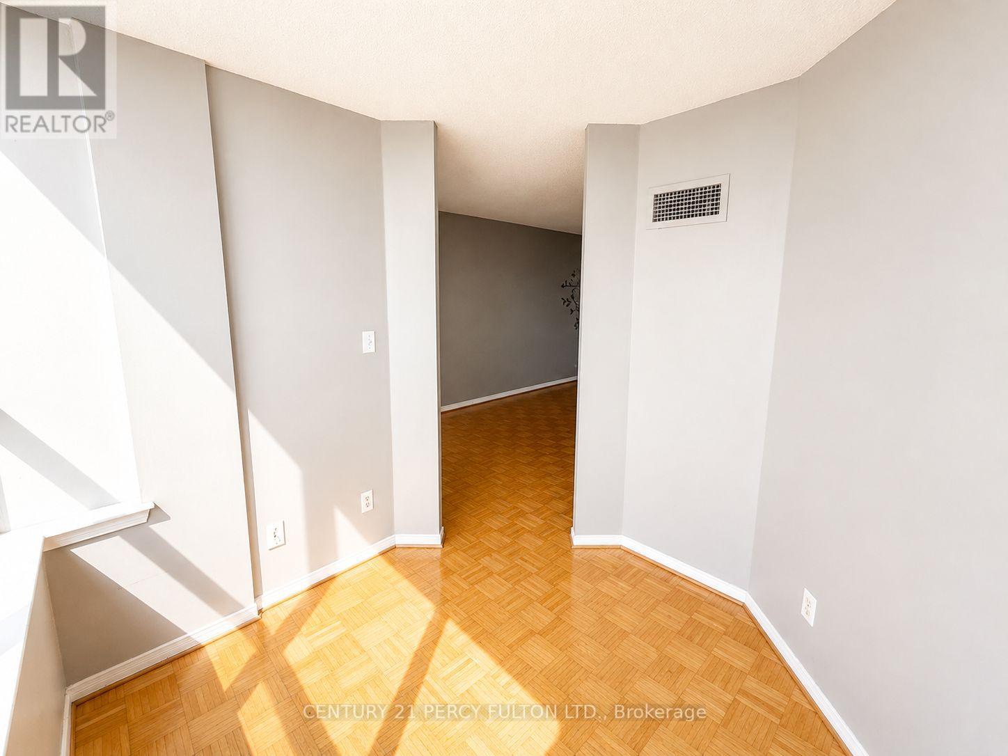 1201 - 1625 Pickering Parkway, Pickering, Ontario  L1V 6Z6 - Photo 18 - E13675206
