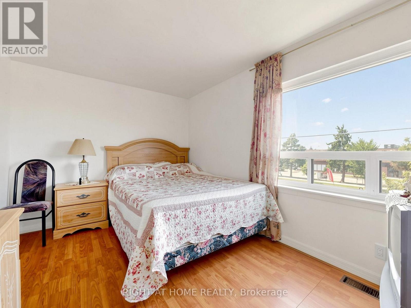 771 Birchmount Road, Toronto, Ontario M1K 1R7 - Photo 13 - E13675210