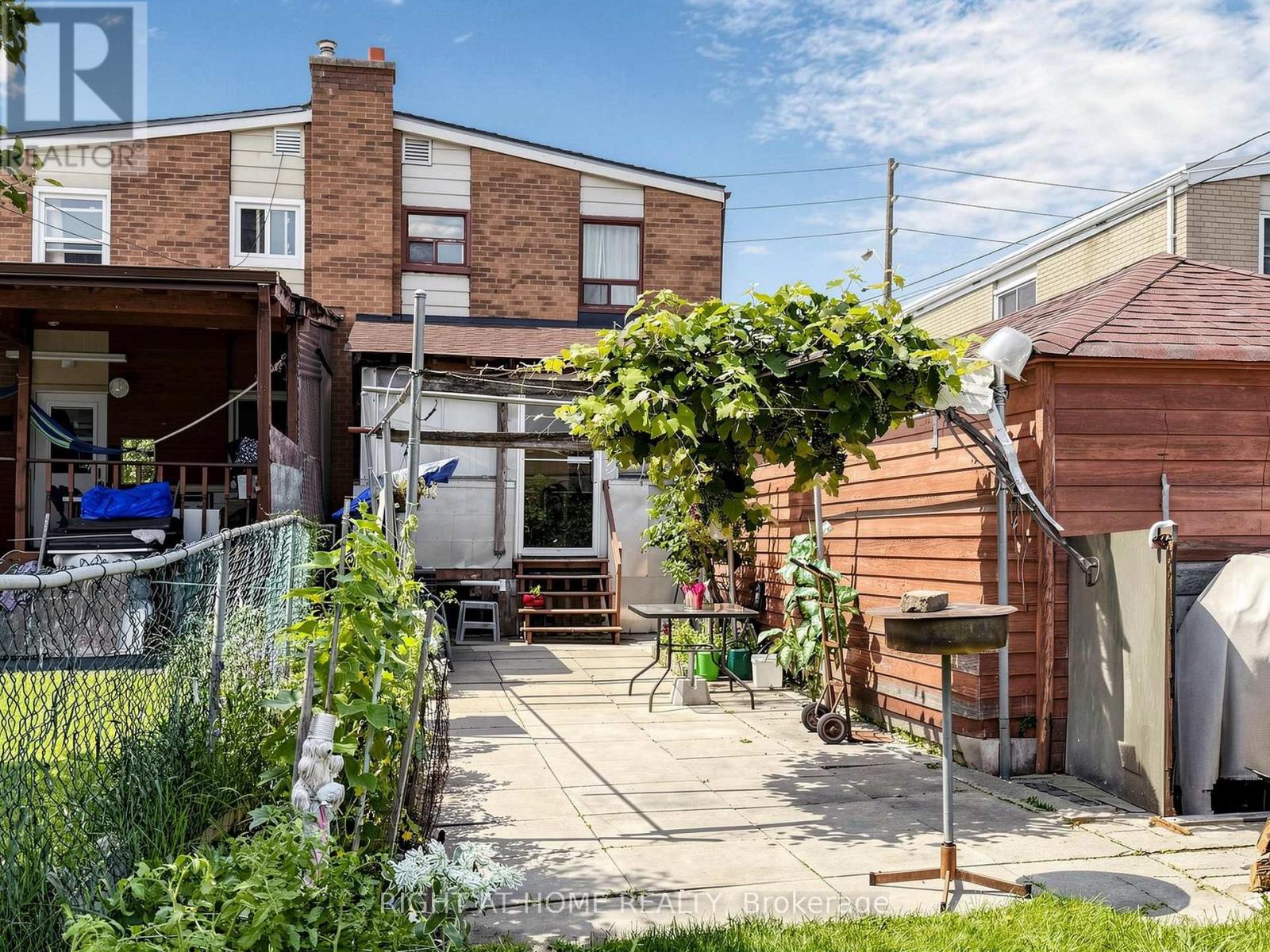 771 Birchmount Road, Toronto, Ontario M1K 1R7 - Photo 17 - E13675210