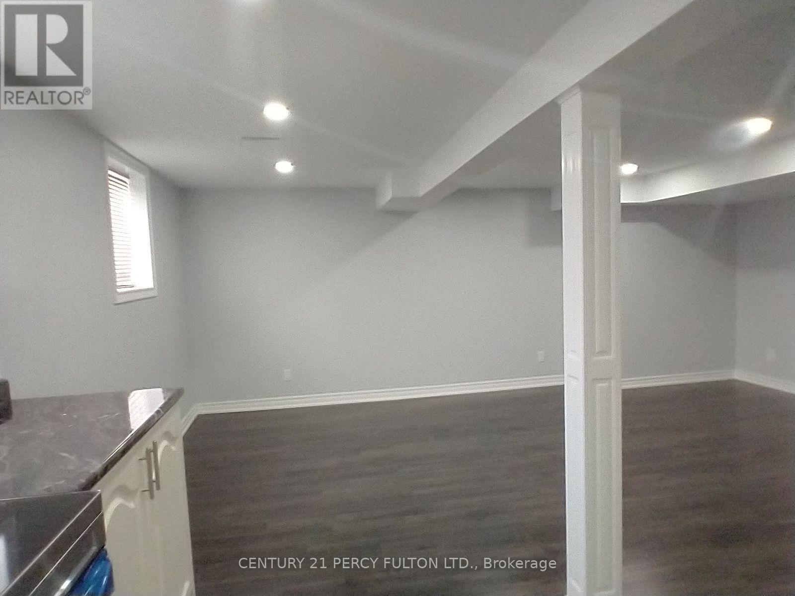 401 Anderson Street, Whitby, Ontario  L1N 3V8 - Photo 6 - E13675236