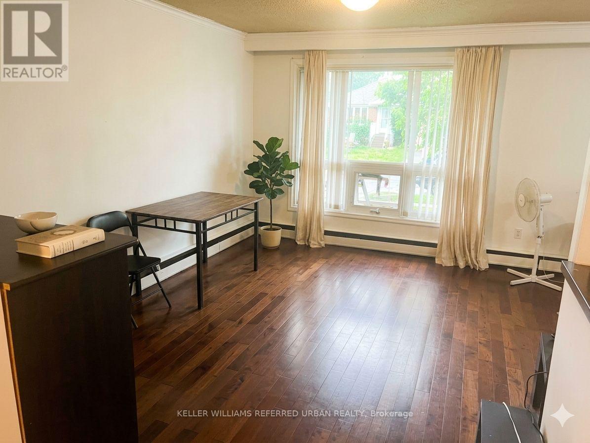 47 Crosland Drive, Toronto, Ontario  M1R 4M9 - Photo 4 - E13675256