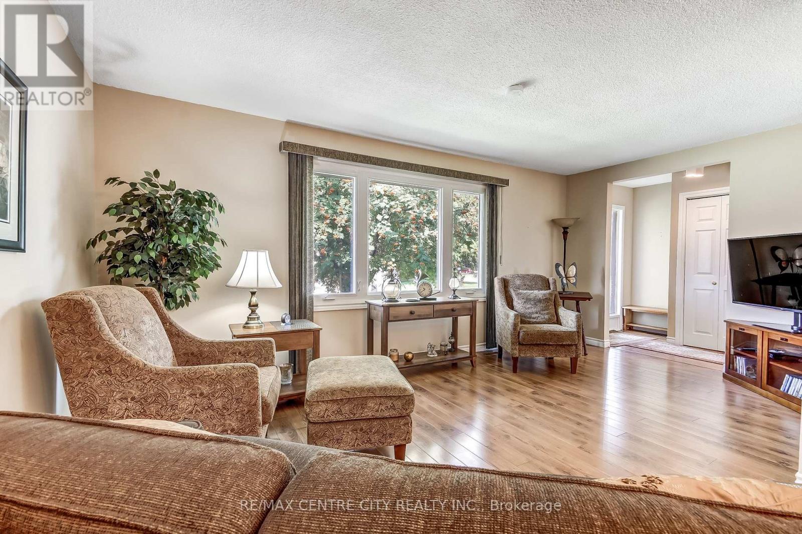 153 Highview Drive, St. Thomas, Ontario  N5R 5N3 - Photo 5 - X13675318