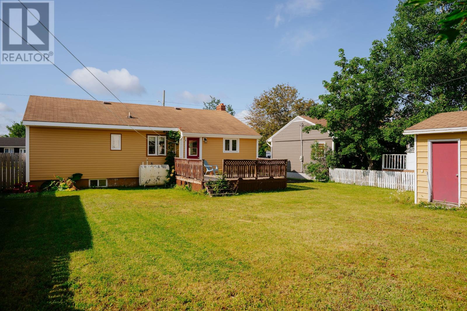 5 Alcock Crescent, Gander — photo 32