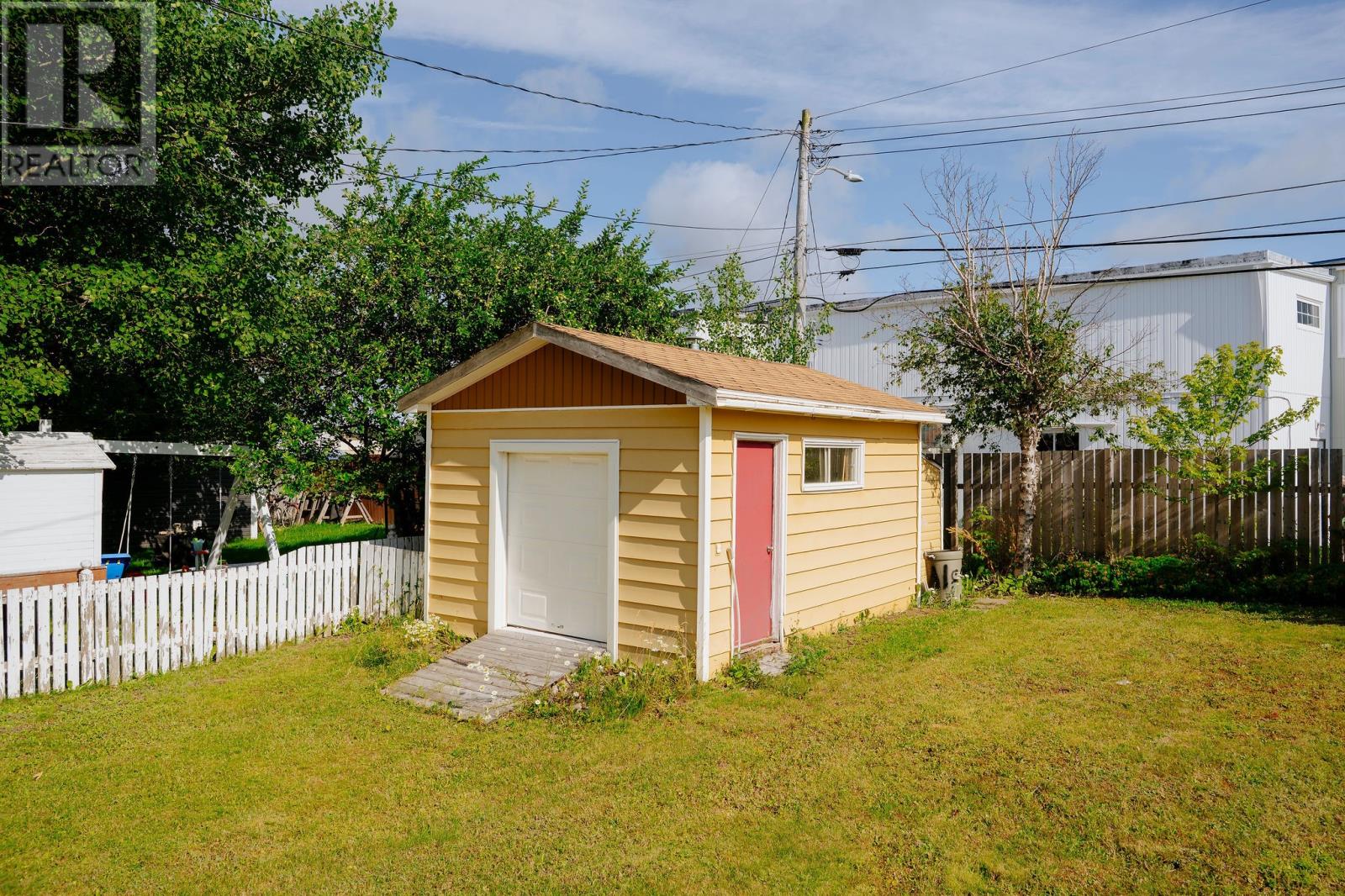 5 Alcock Crescent, Gander — photo 40
