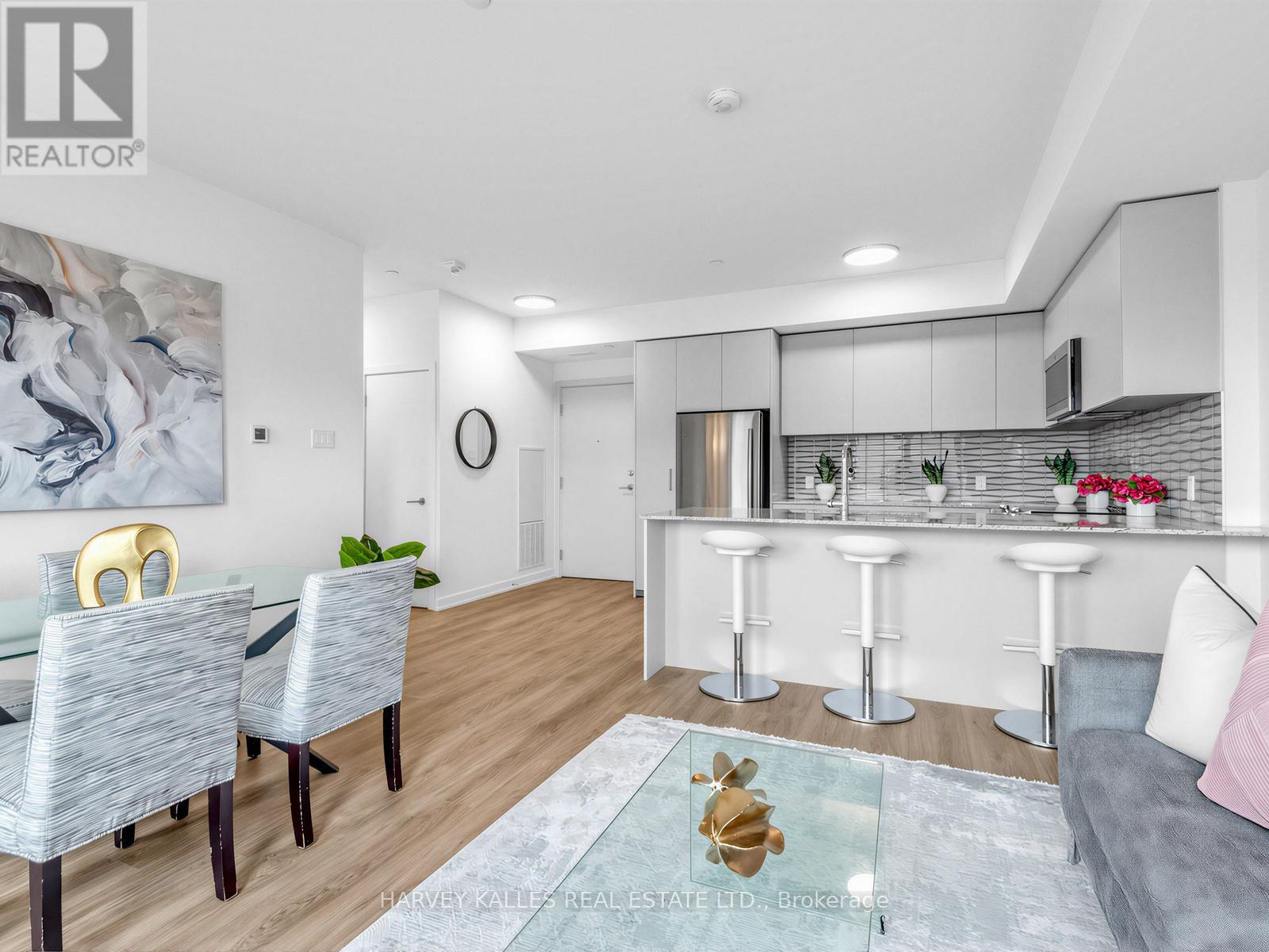 329 - 101 Cathedral High Street, Markham, Ontario  L6C 3L8 - Photo 10 - N13675050