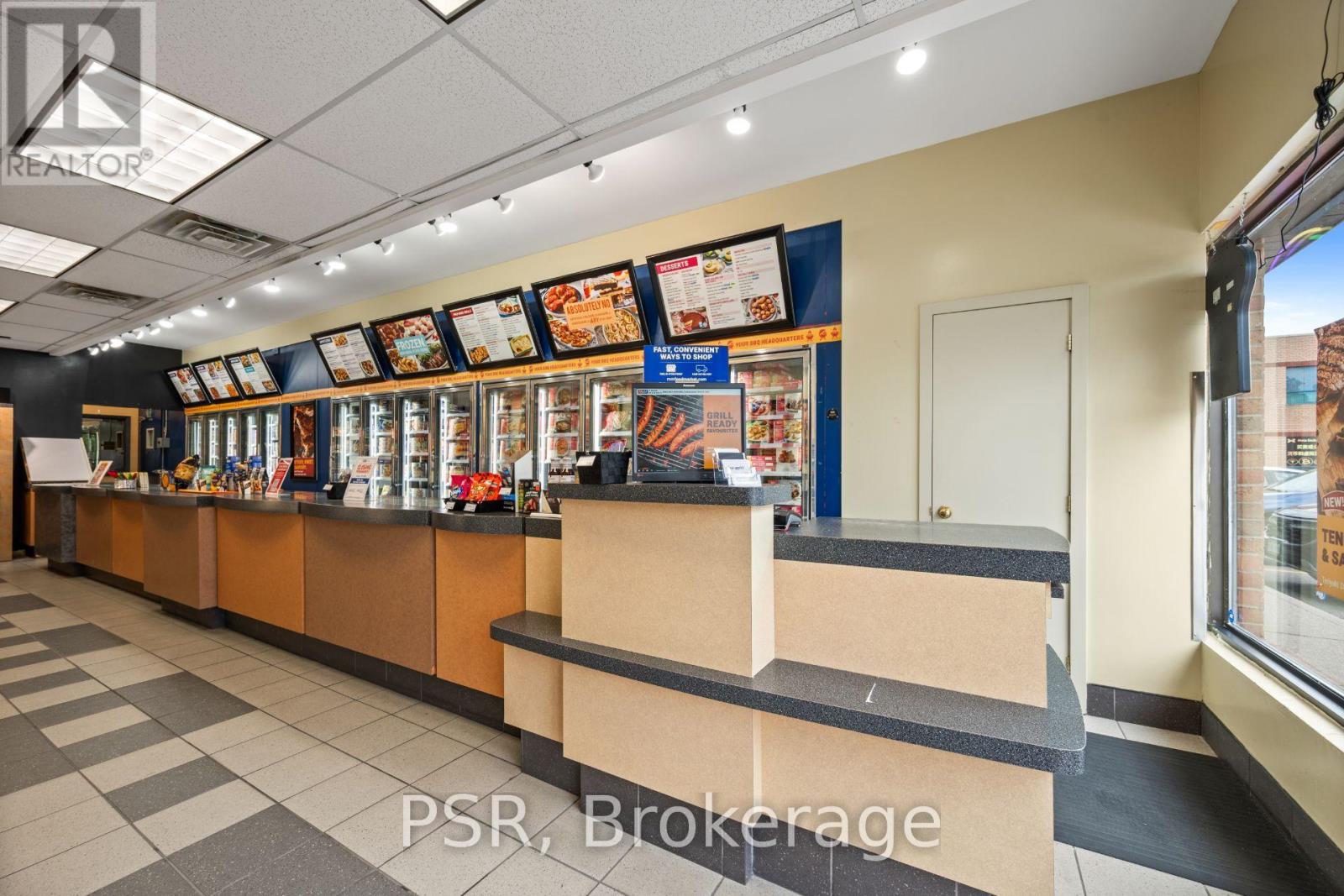 15005 Yonge Street, Aurora, Ontario L4G 1M5 - Photo 15 - N13675054