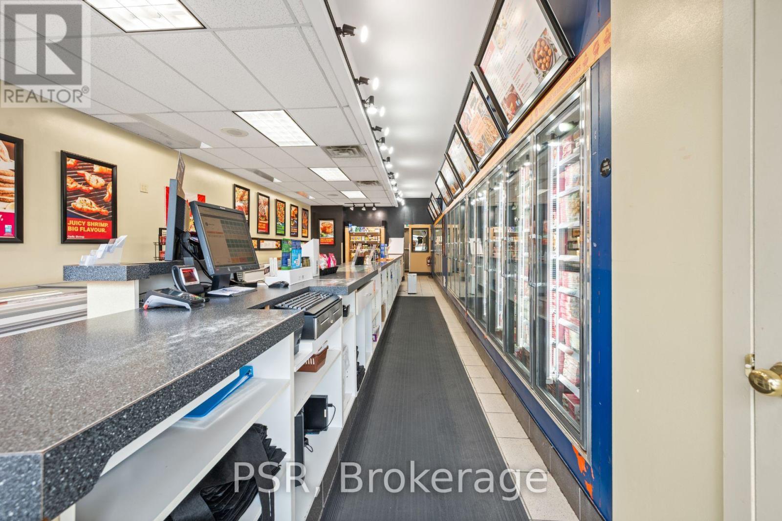 15005 Yonge Street, Aurora, Ontario L4G 1M5 - Photo 18 - N13675054