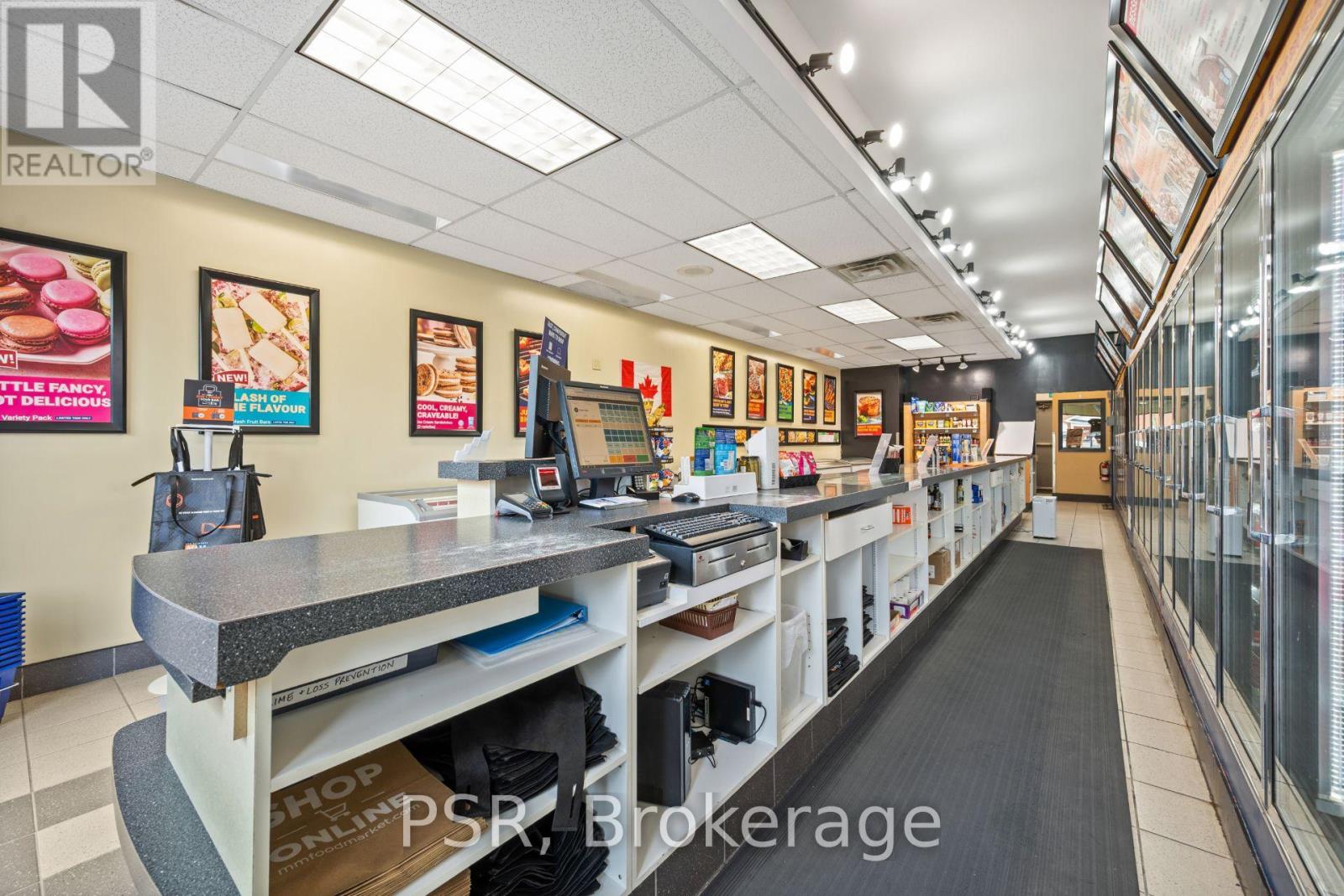 15005 Yonge Street, Aurora, Ontario L4G 1M5 - Photo 19 - N13675054