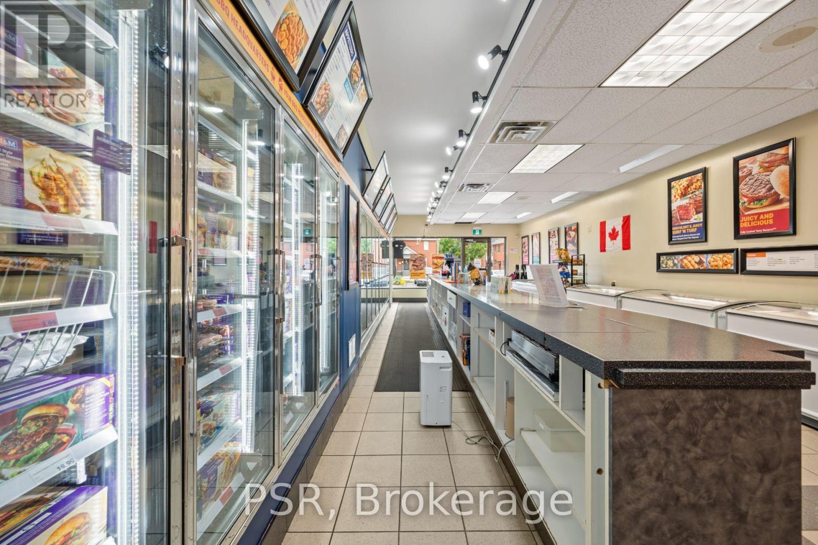 15005 Yonge Street, Aurora, Ontario L4G 1M5 - Photo 22 - N13675054