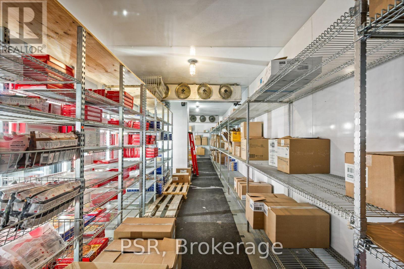 15005 Yonge Street, Aurora, Ontario L4G 1M5 - Photo 32 - N13675054
