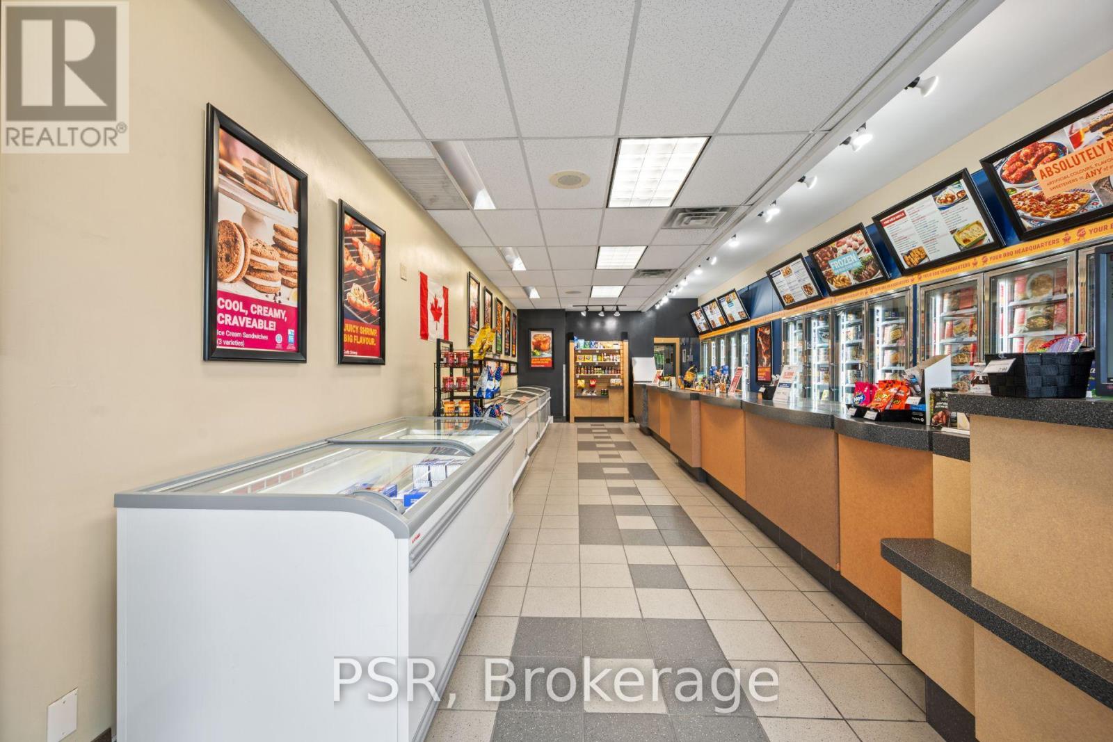 15005 Yonge Street, Aurora, Ontario L4G 1M5 - Photo 5 - N13675054