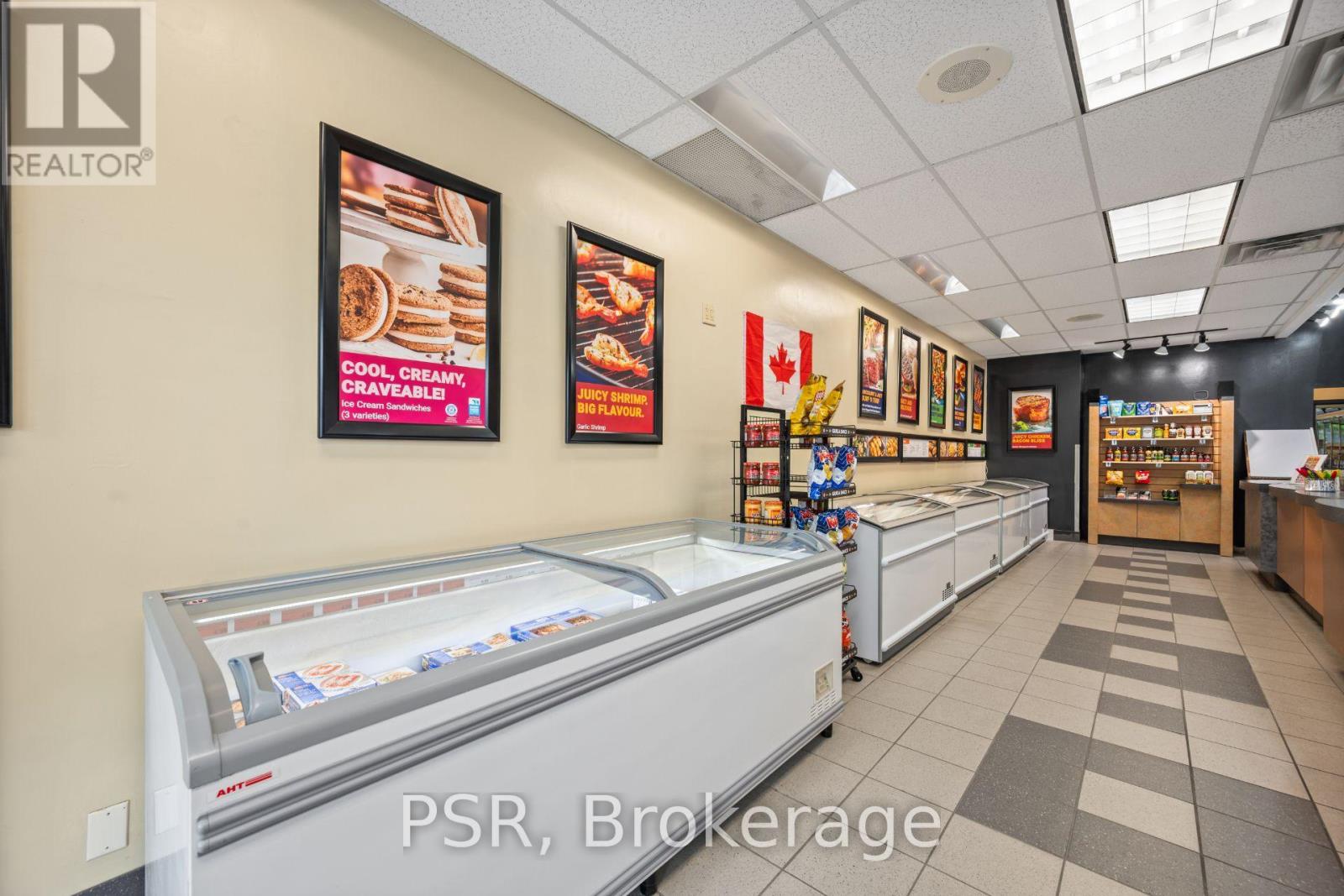 15005 Yonge Street, Aurora, Ontario L4G 1M5 - Photo 6 - N13675054