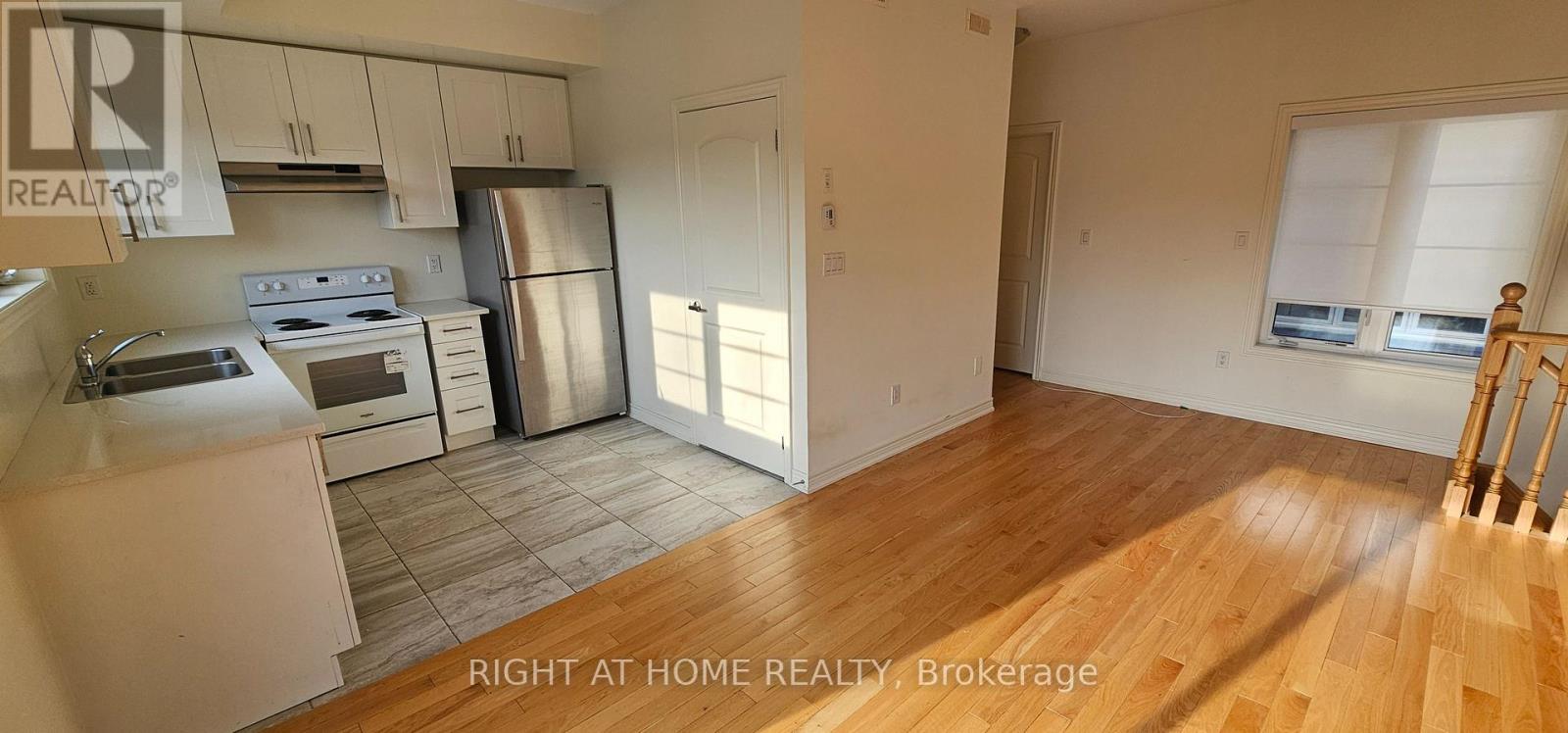 Upper - 9430 Bayview Avenue, Richmond Hill, Ontario L4C 5G9 - Photo 9 - N13675076