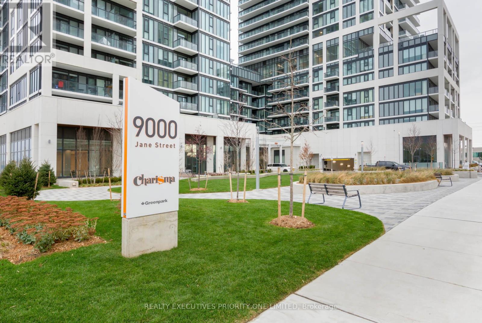 707 - 9000 Jane Street, Vaughan, Ontario  L4K 0M6 - Photo 3 - N13675144